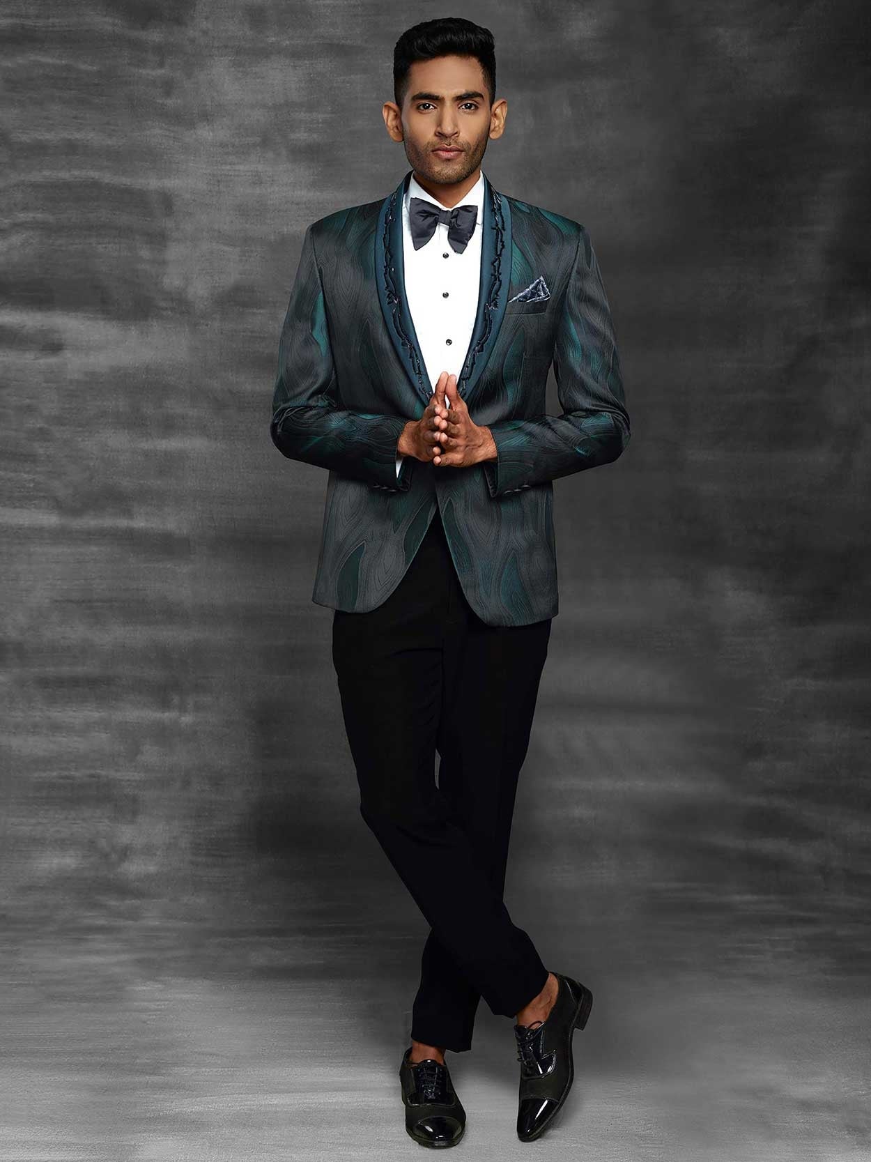Green Colour Mens Tuxedo Suit in Imported Fabric.