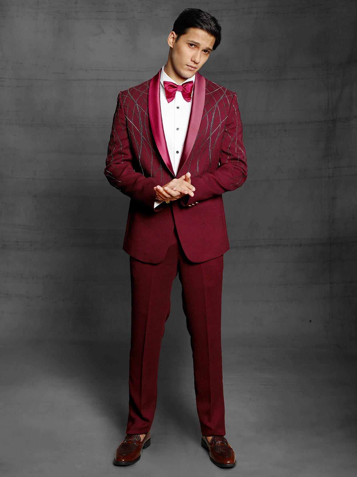 Wine Colour Imported Fabric Party Wear Men Suit.