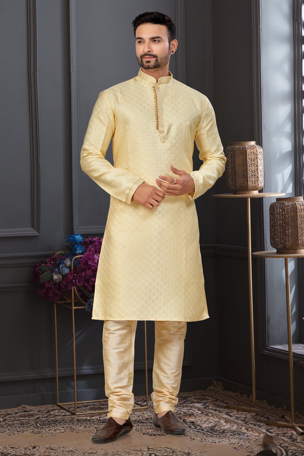 Sophisticated Cream Traditional Kurta Set