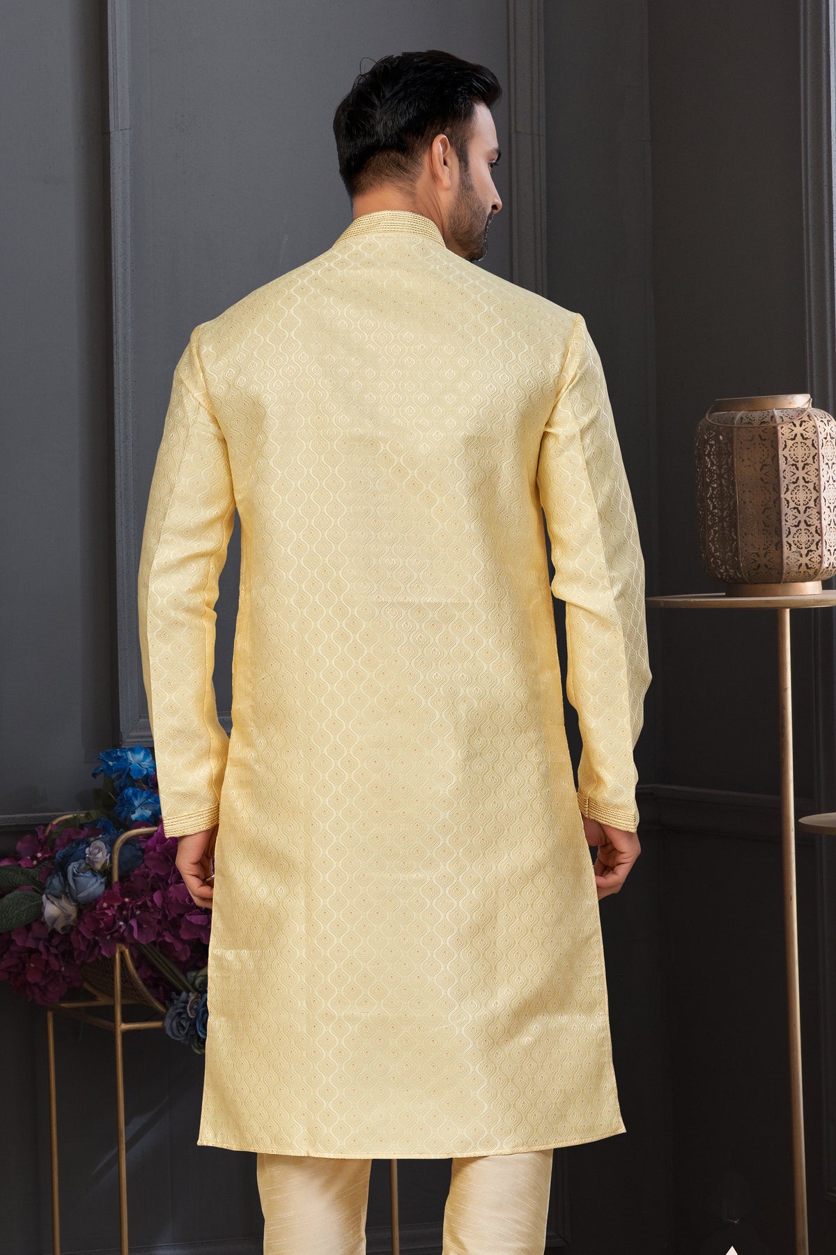 Sophisticated Cream Traditional Kurta Set