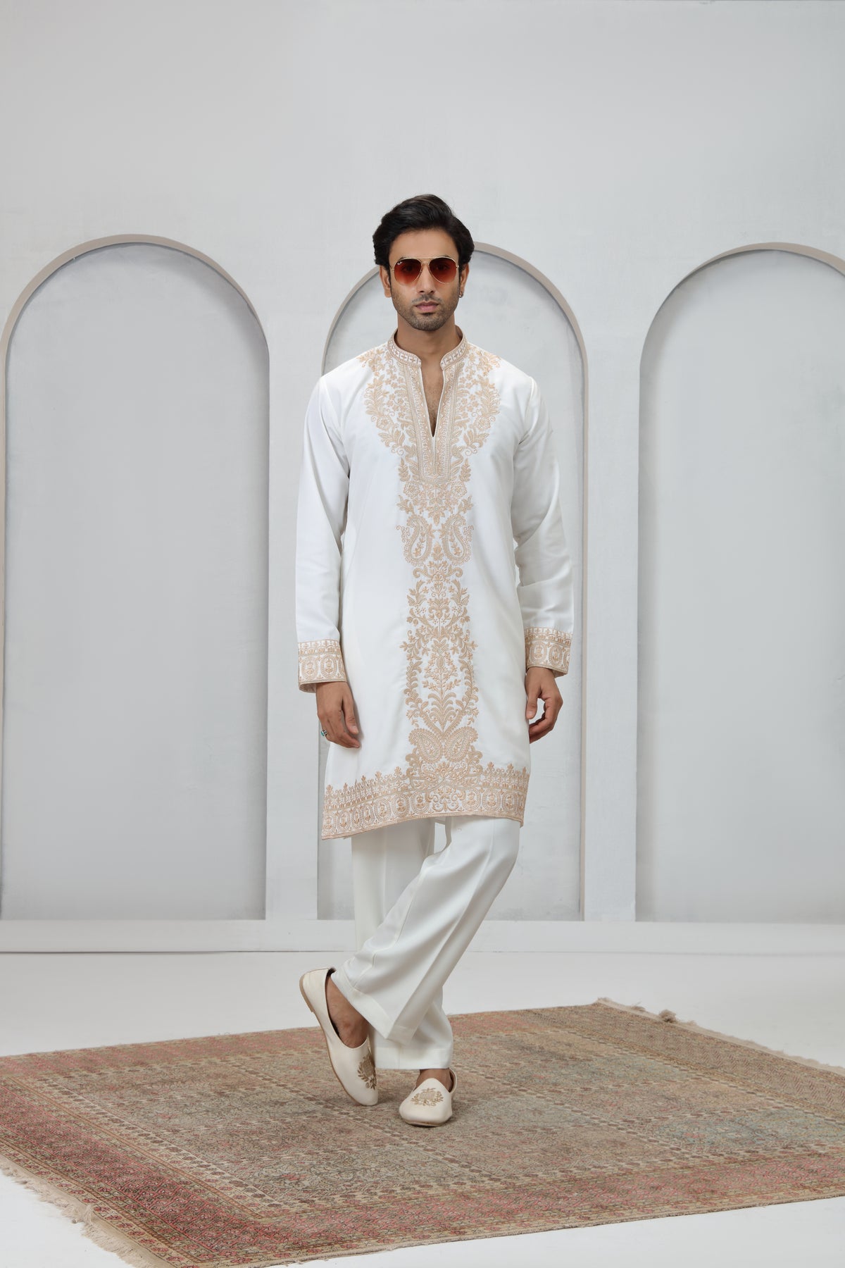 White Wedding Kurta Pajama with Floral Threadwork