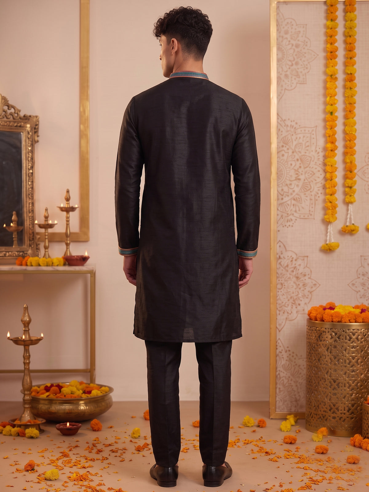 Black Ethnic Motif Handwork Kurta