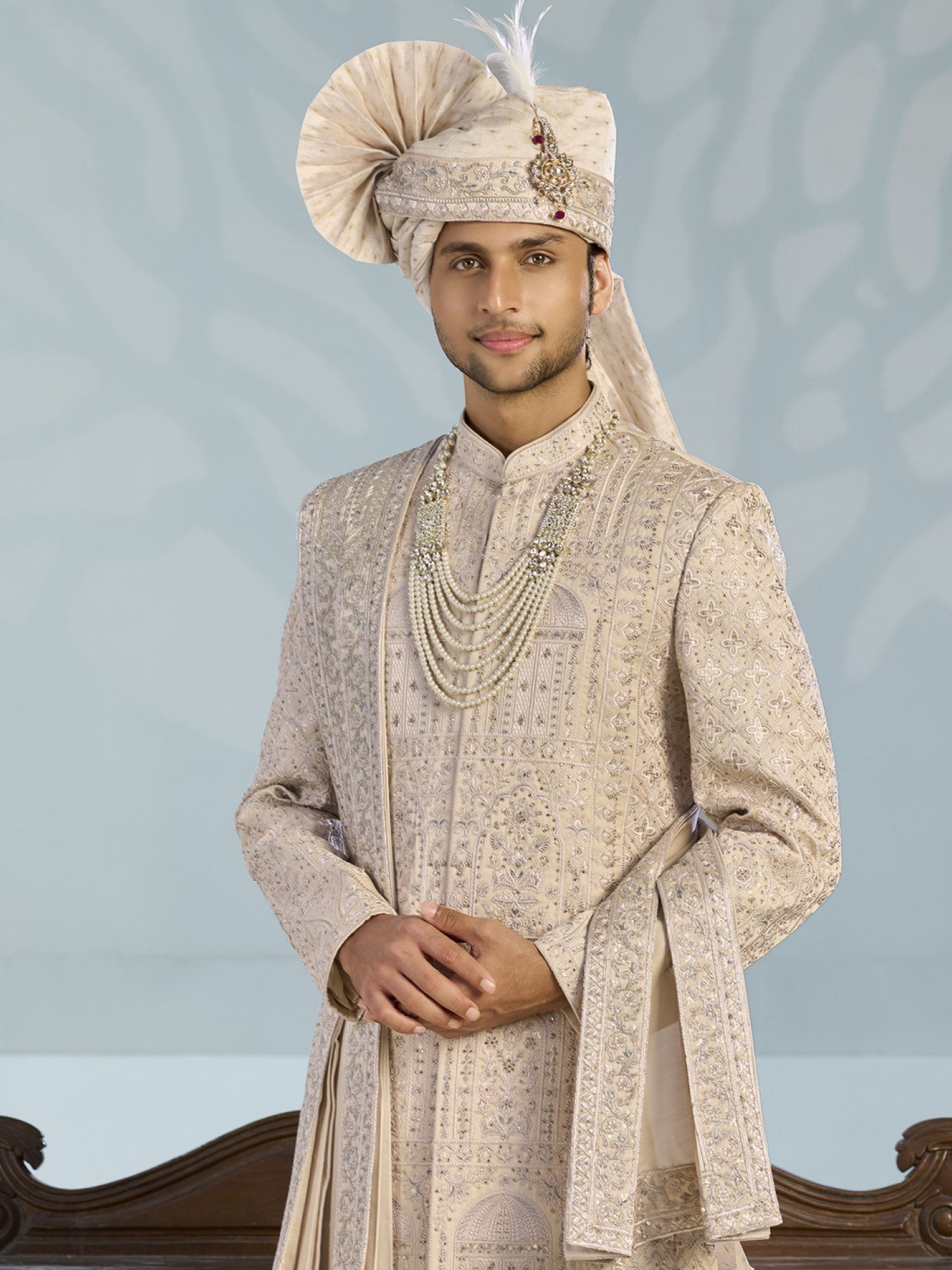 Cream Wedding Sherwani Set With Stole In Silk
