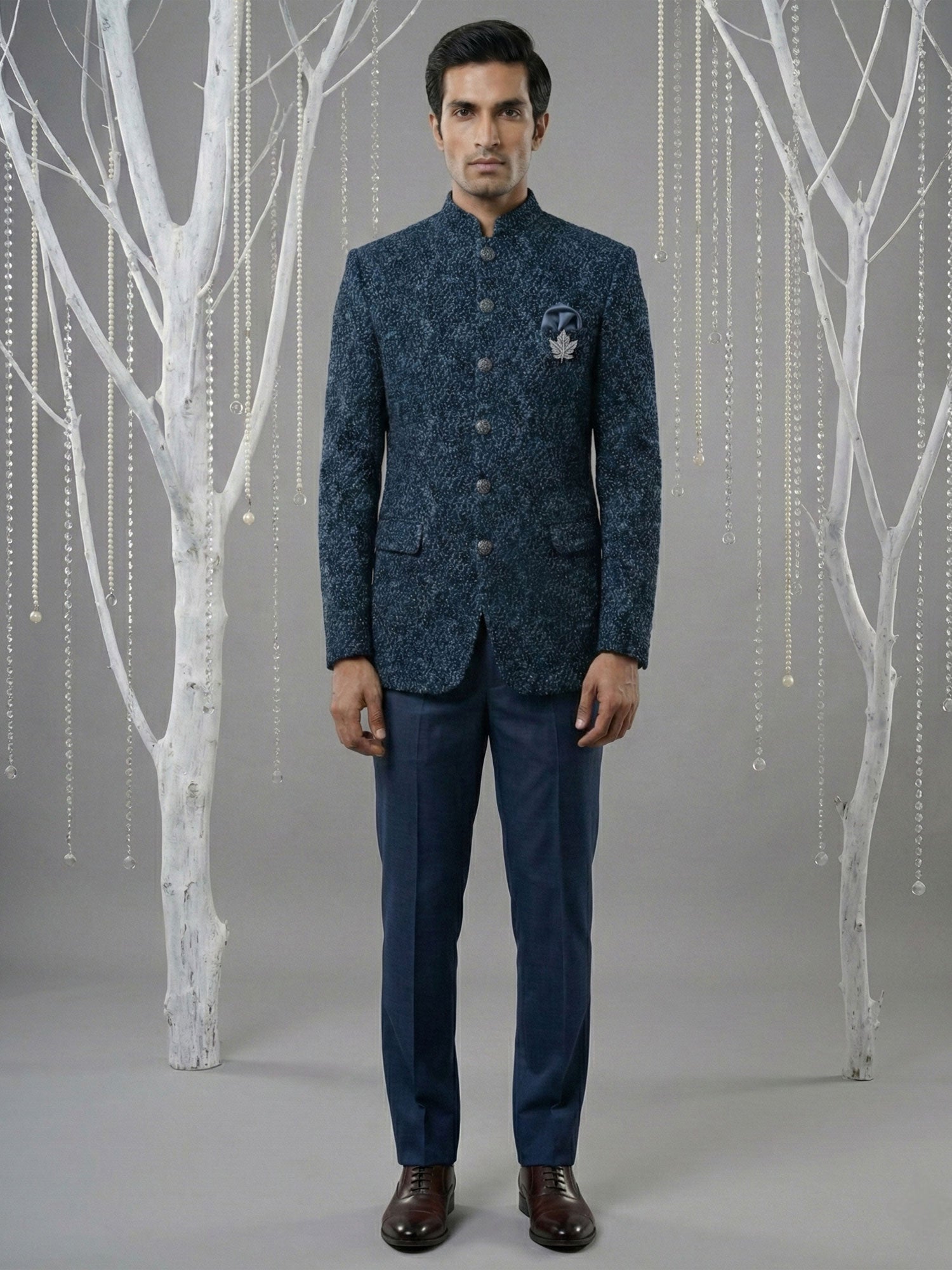 Blue Floral Work Men's Mandarin Set In Velvet