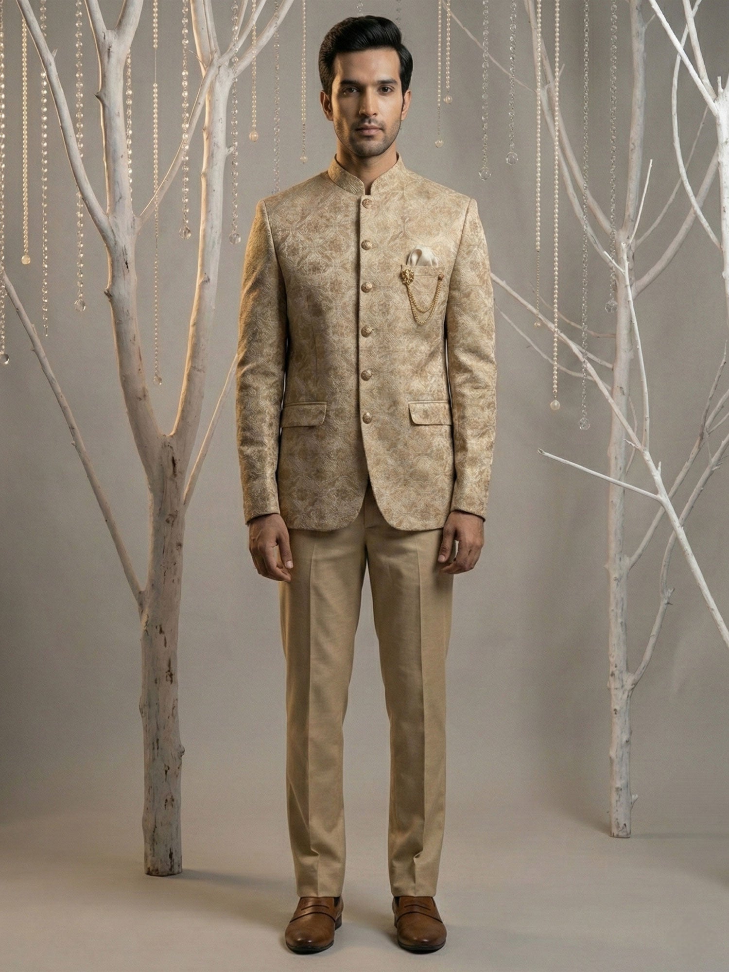 Brown Men's Bandhgala Suit In Floral Embellishment