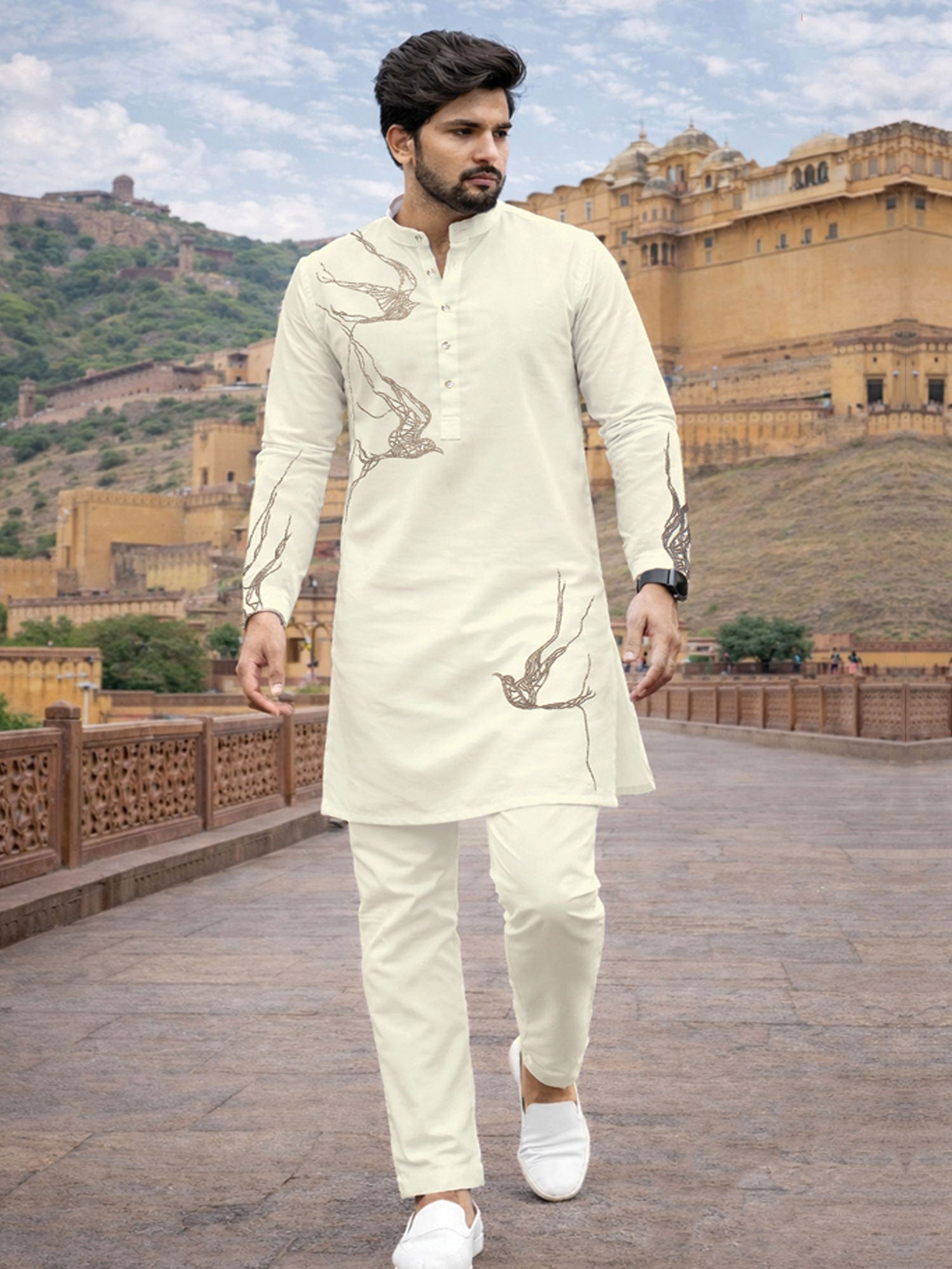 Off White Readymade Kurta Set For Mens