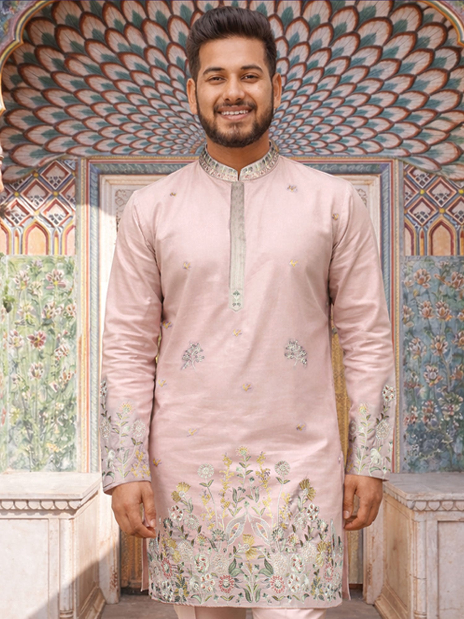 Light Pink Men's Kurta Set In Thread Work