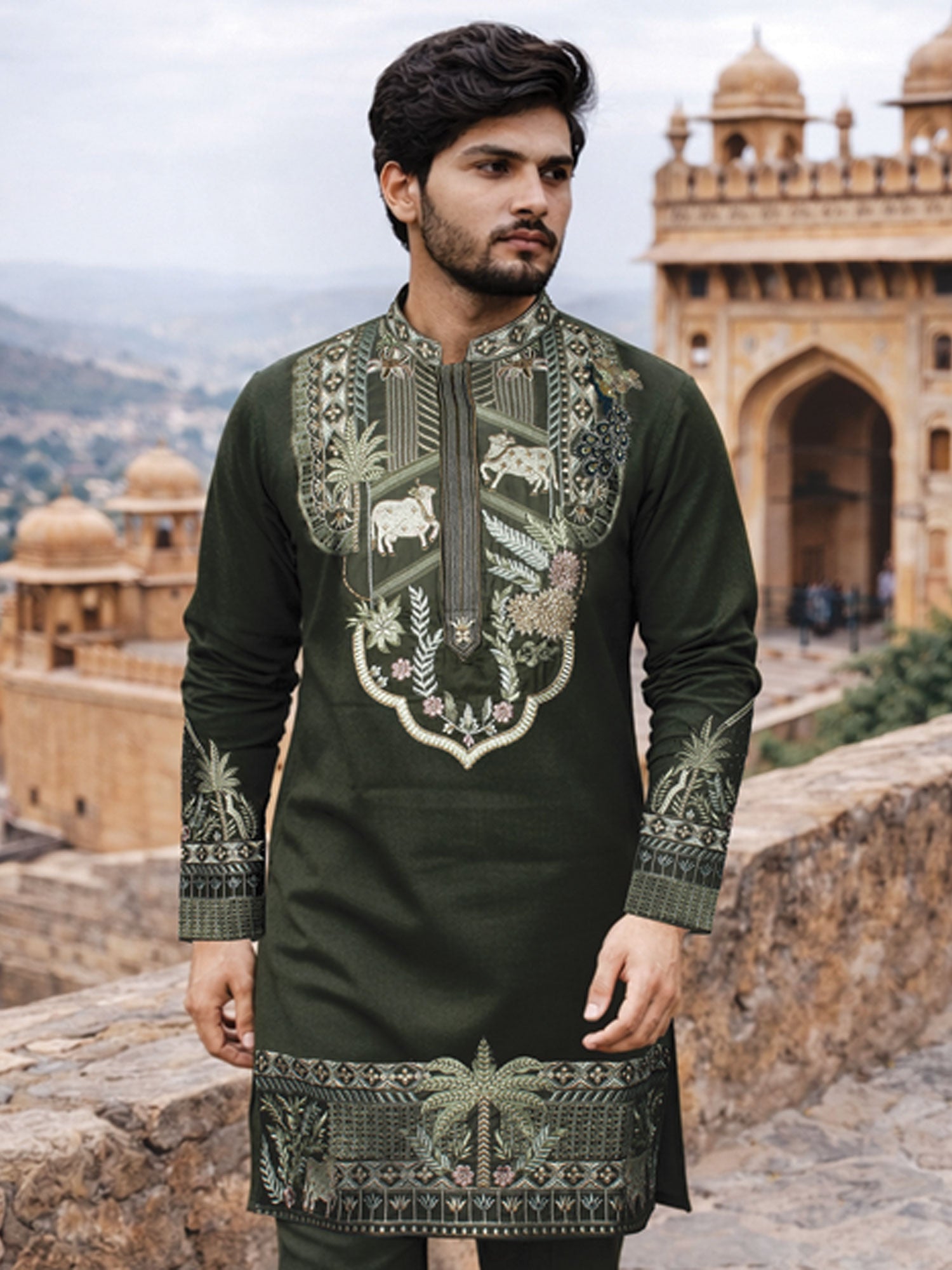 Green Festive Kurta Pyjama In Sequins Work