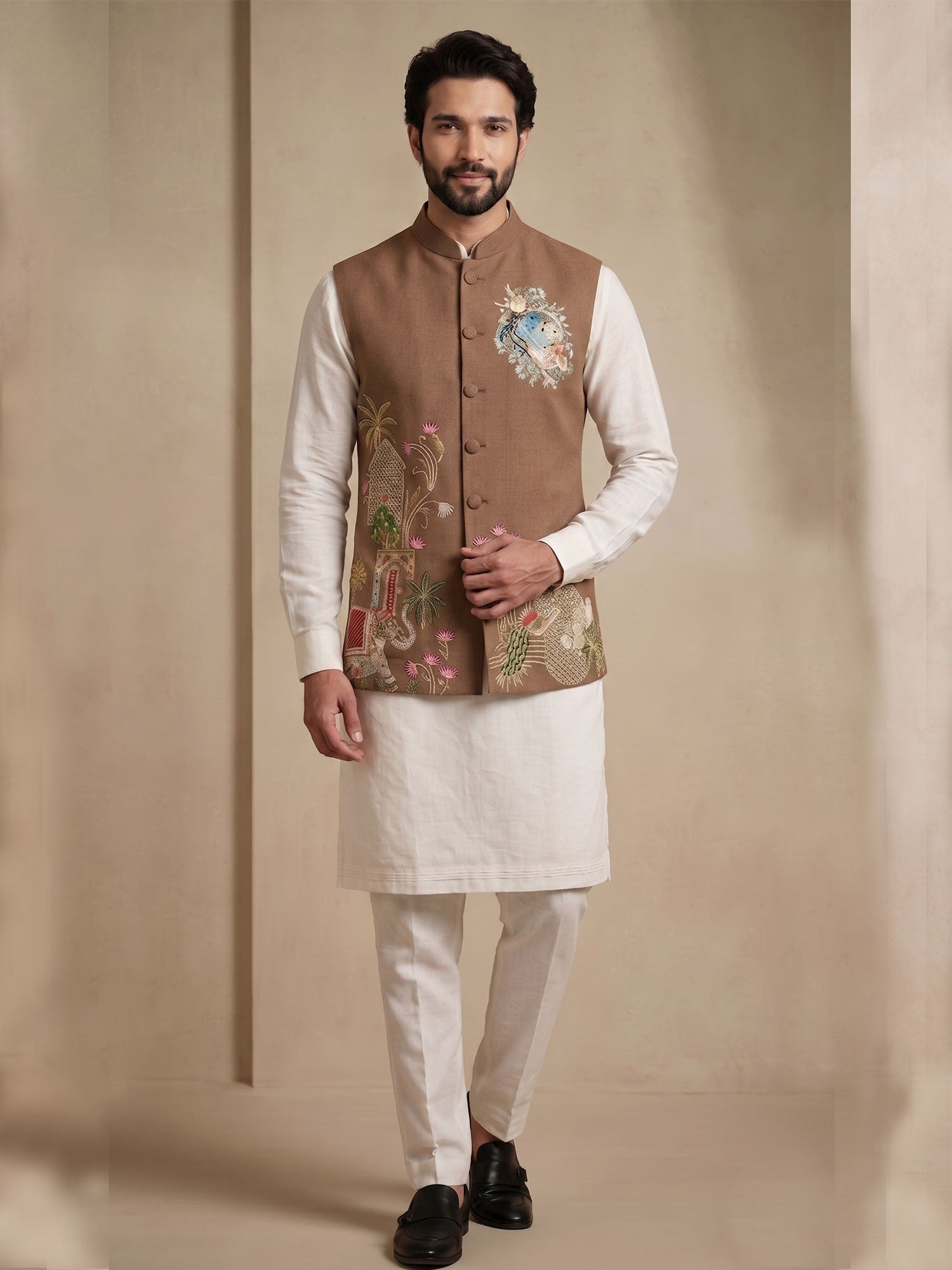 White Menswear Kurta Pyjama With Jacket In Silk