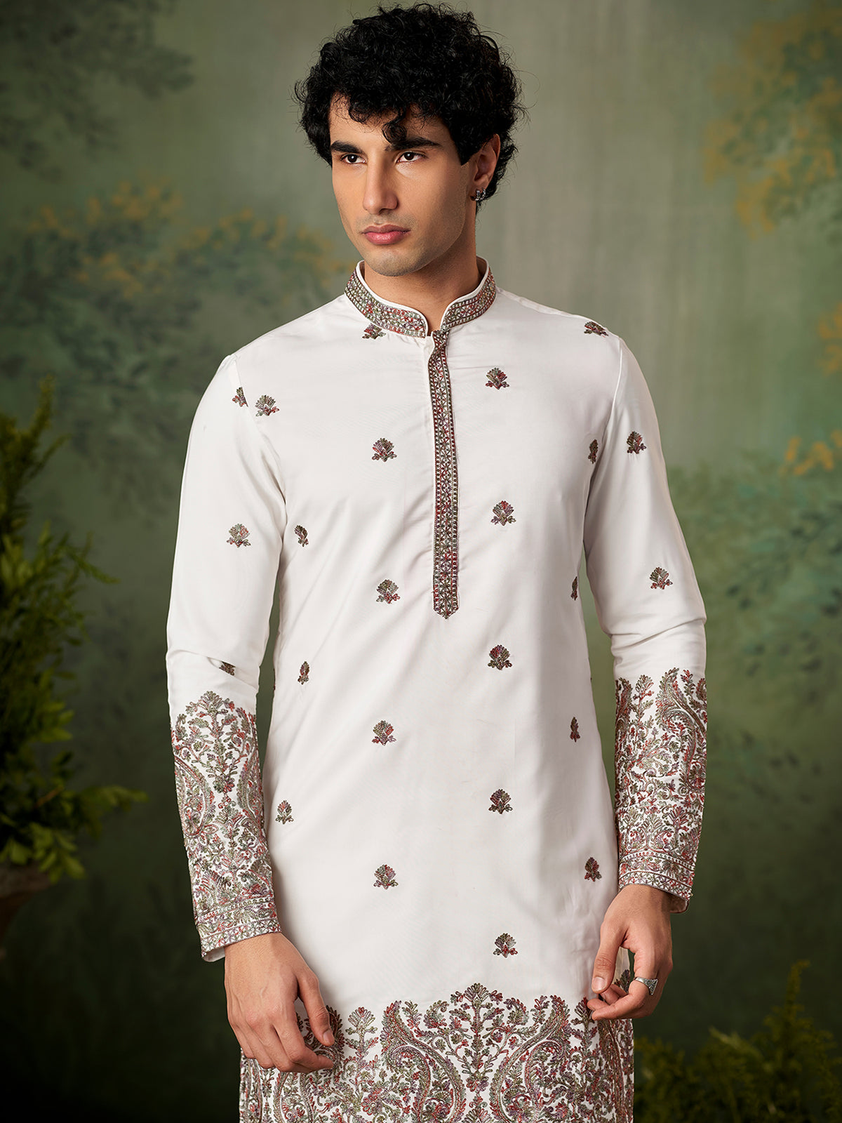 Off White Paisley Threadwork Kurta Set