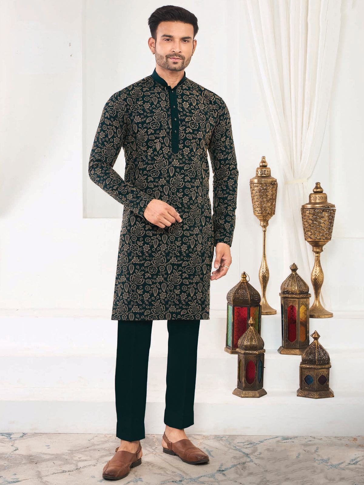 Black Floral Pattern Ethnic Kurta Pajama