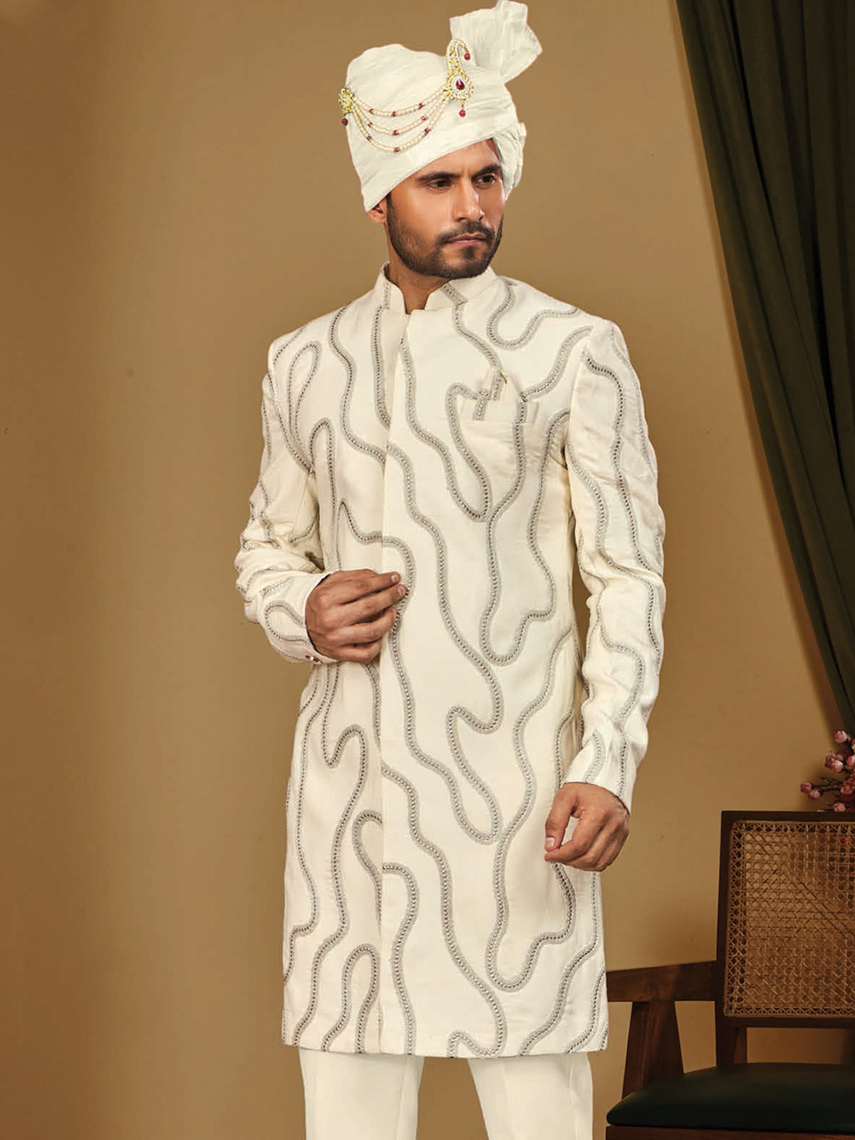 Ivory Curved Threadwork Indo Western Wear