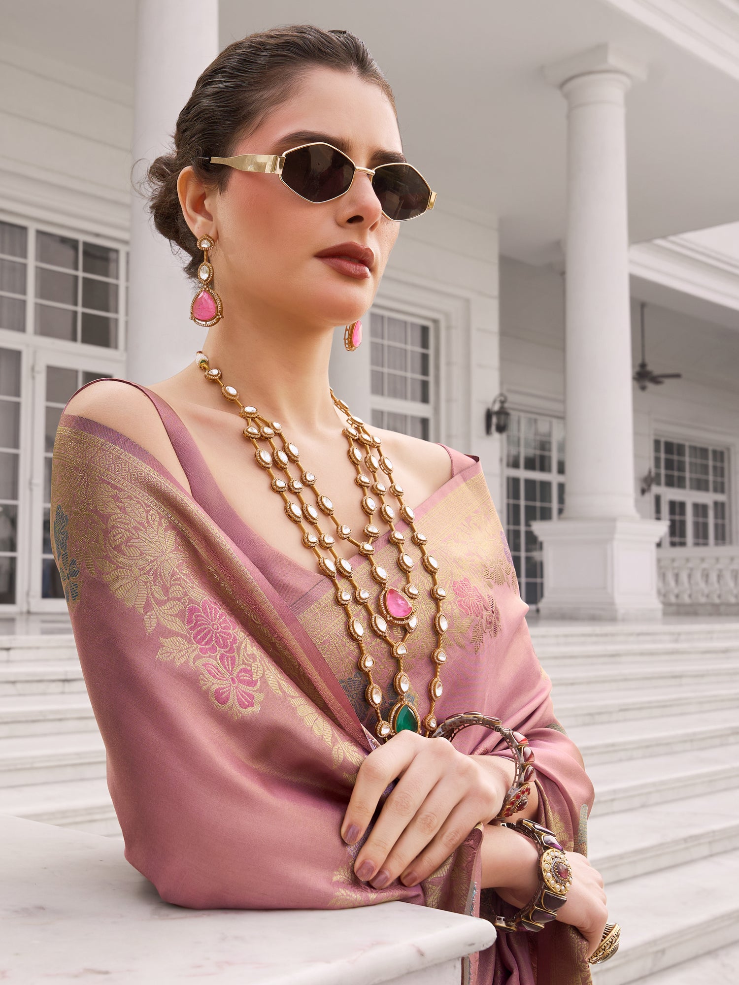Mauve Silk Saree With Floral Woven Borders