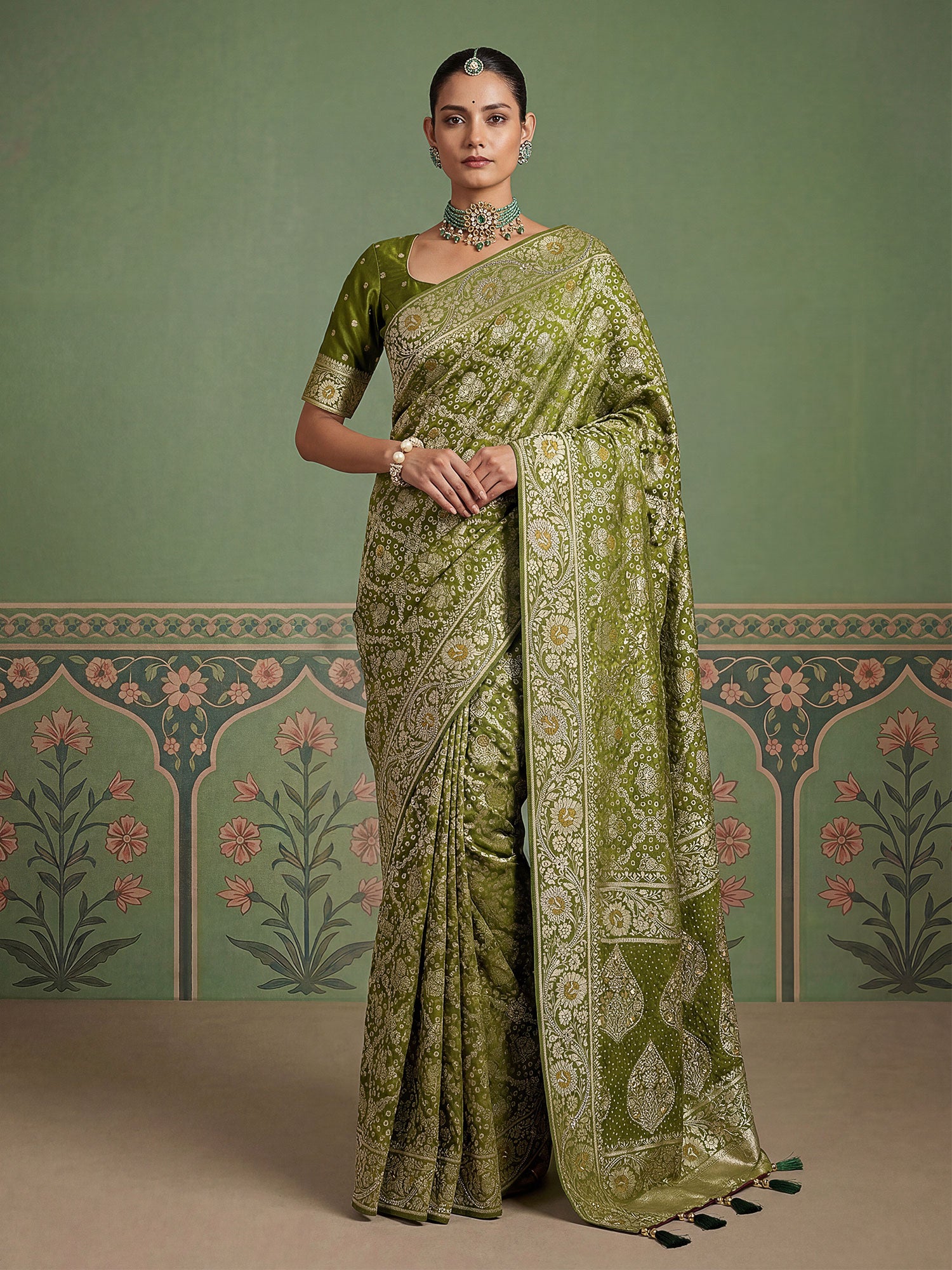 Green Party Wear Saree With Blouse In Silk