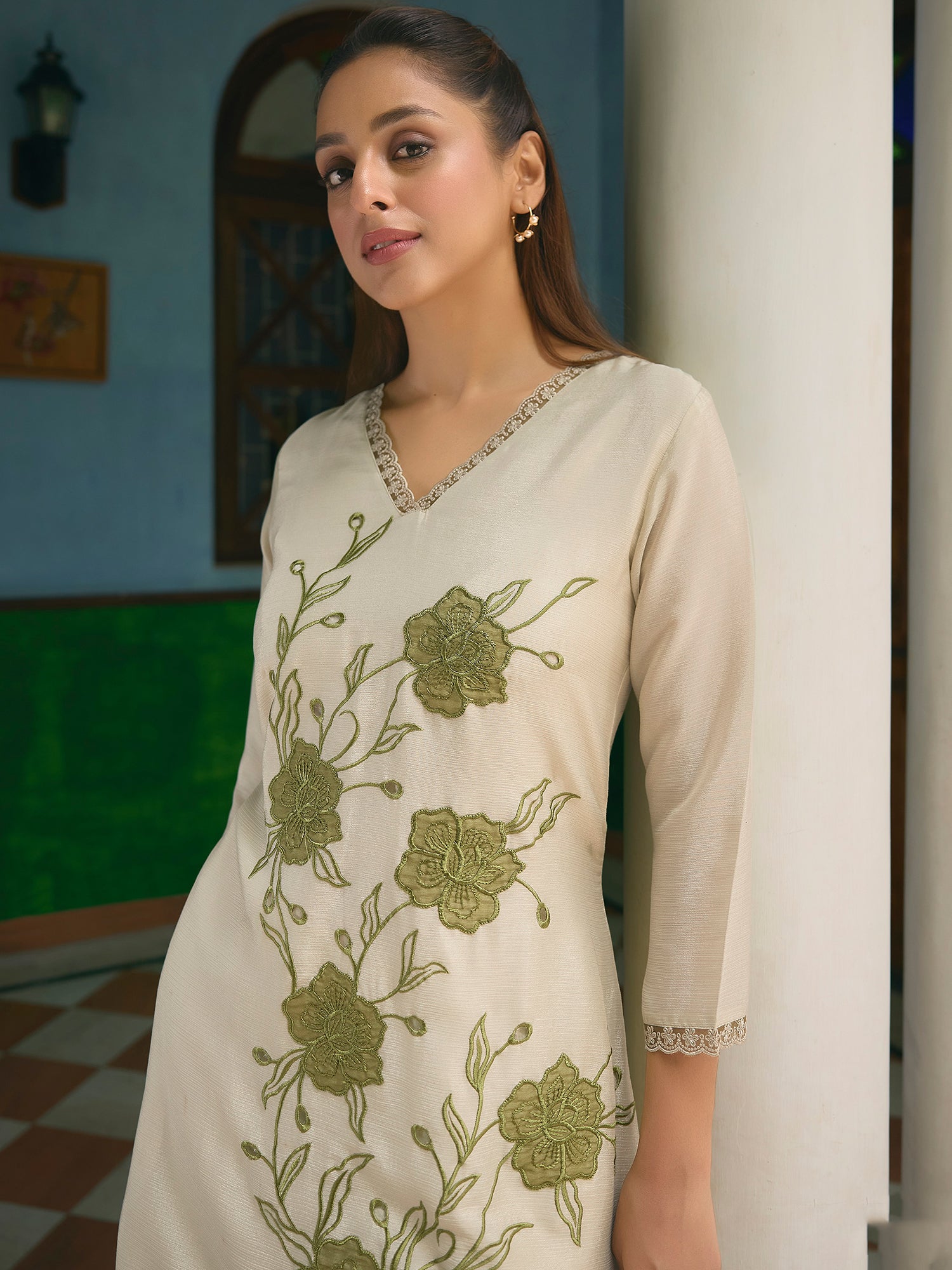 Cream Silk Women's Dress In Floral Work