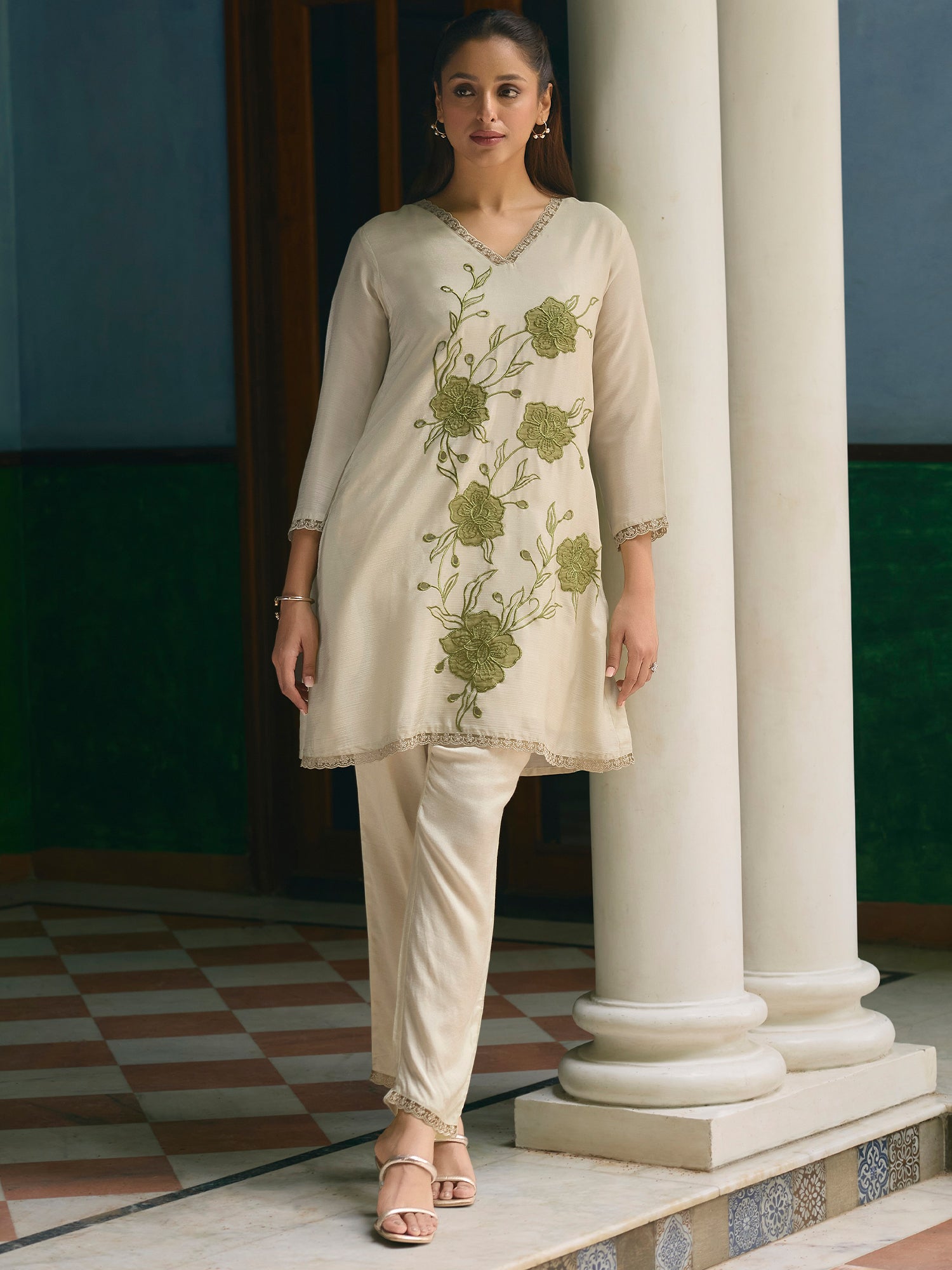 Cream Silk Women's Dress In Floral Work