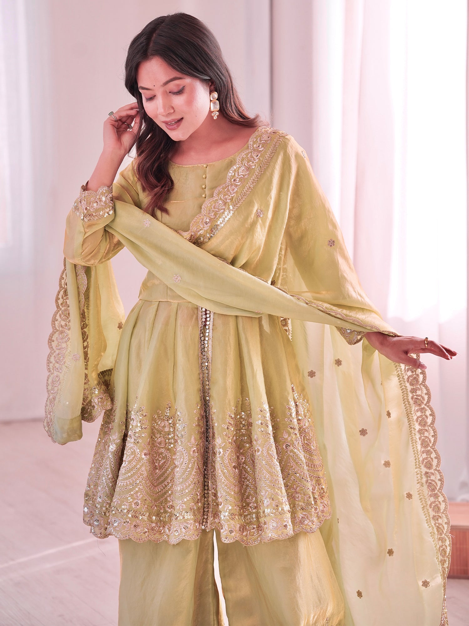 Cream Readymade Pakistani Style Salwar Suit