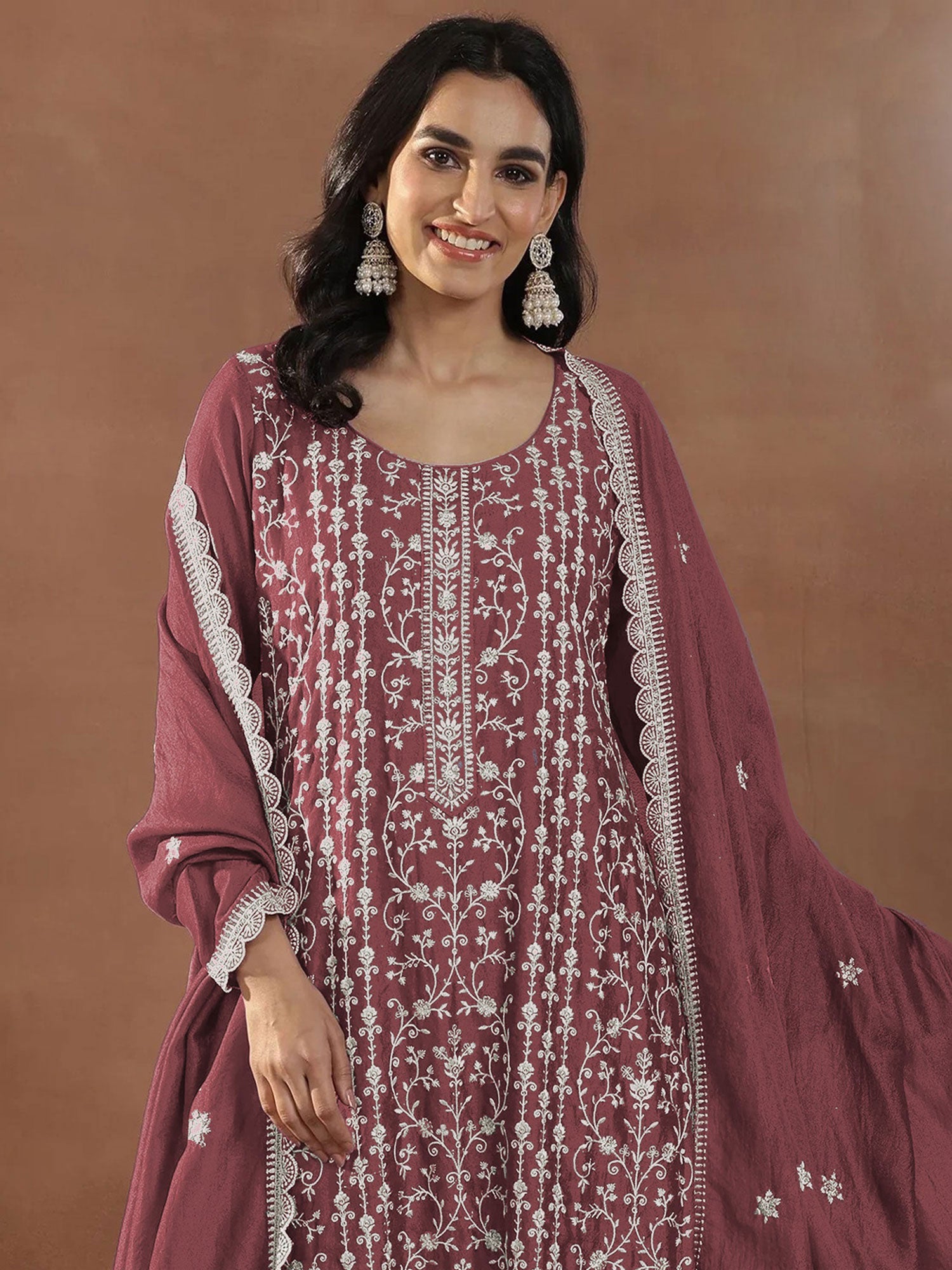 Mauve Floral Thread Work Salwar Kameez