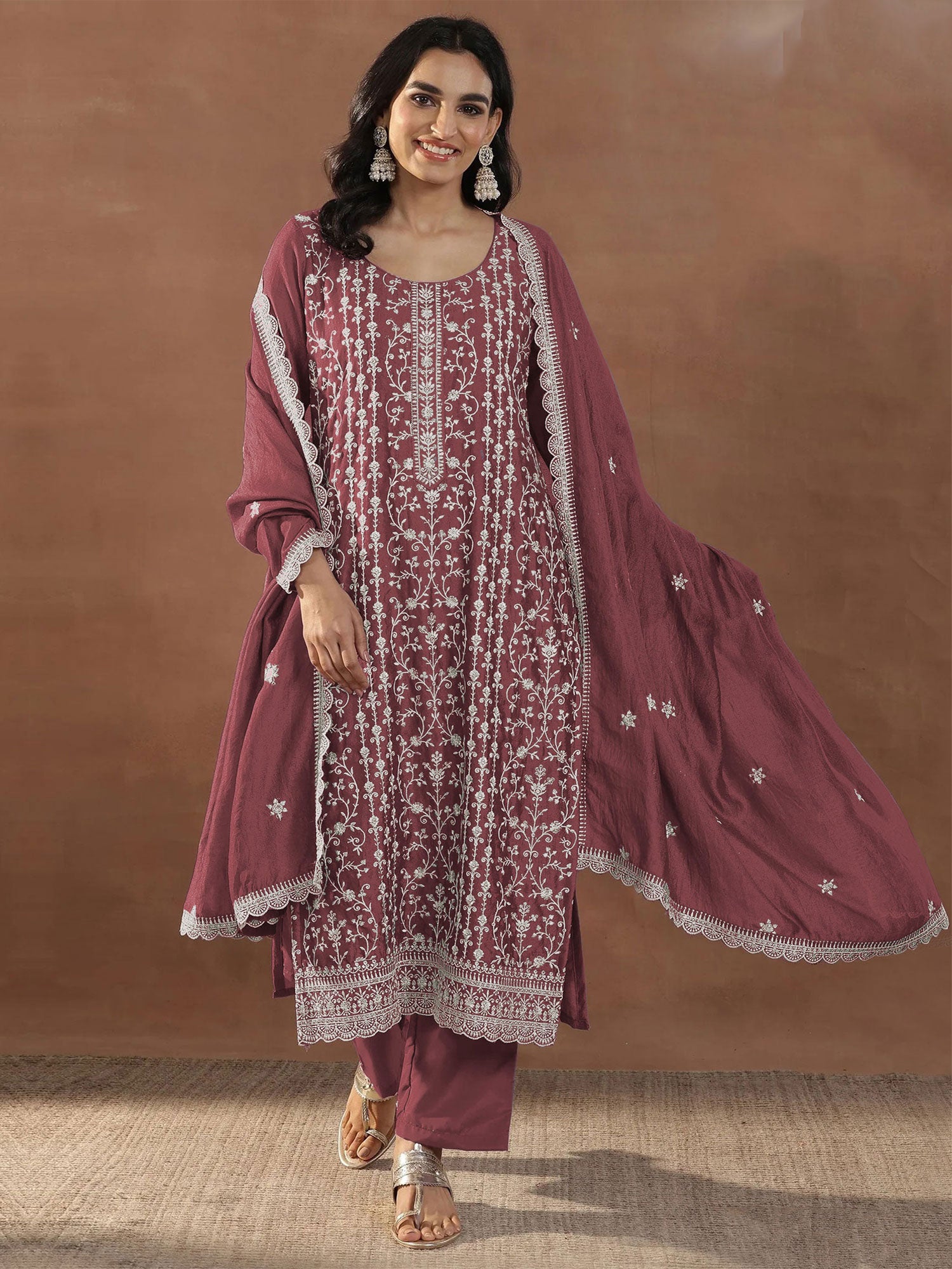 Mauve Floral Thread Work Salwar Kameez