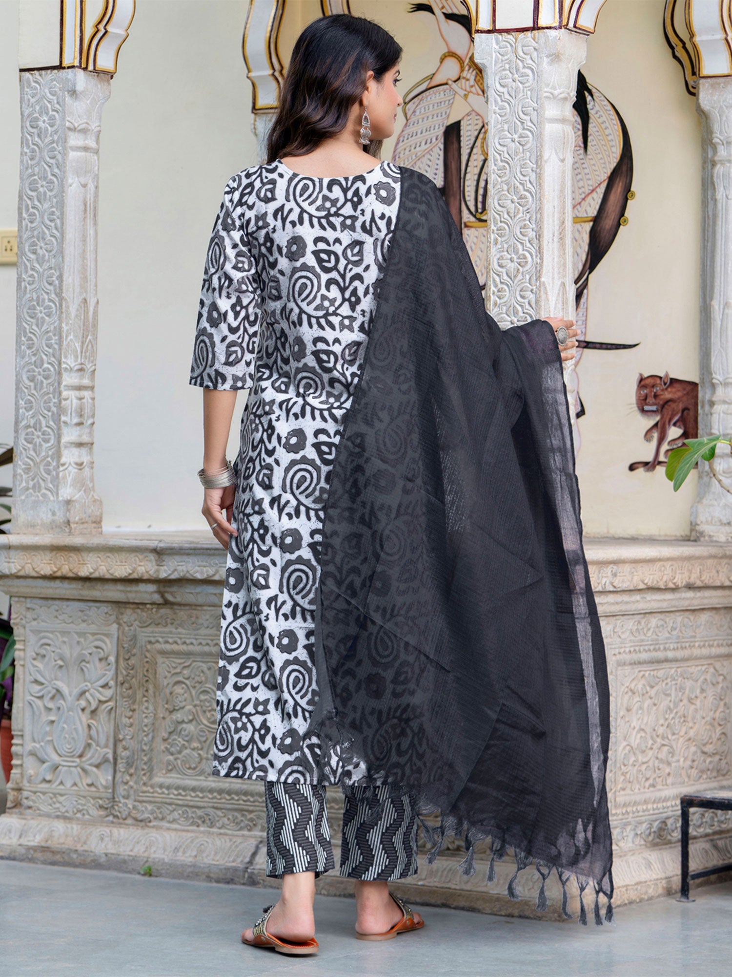 Black Casual Salwar Suit In Floral Print