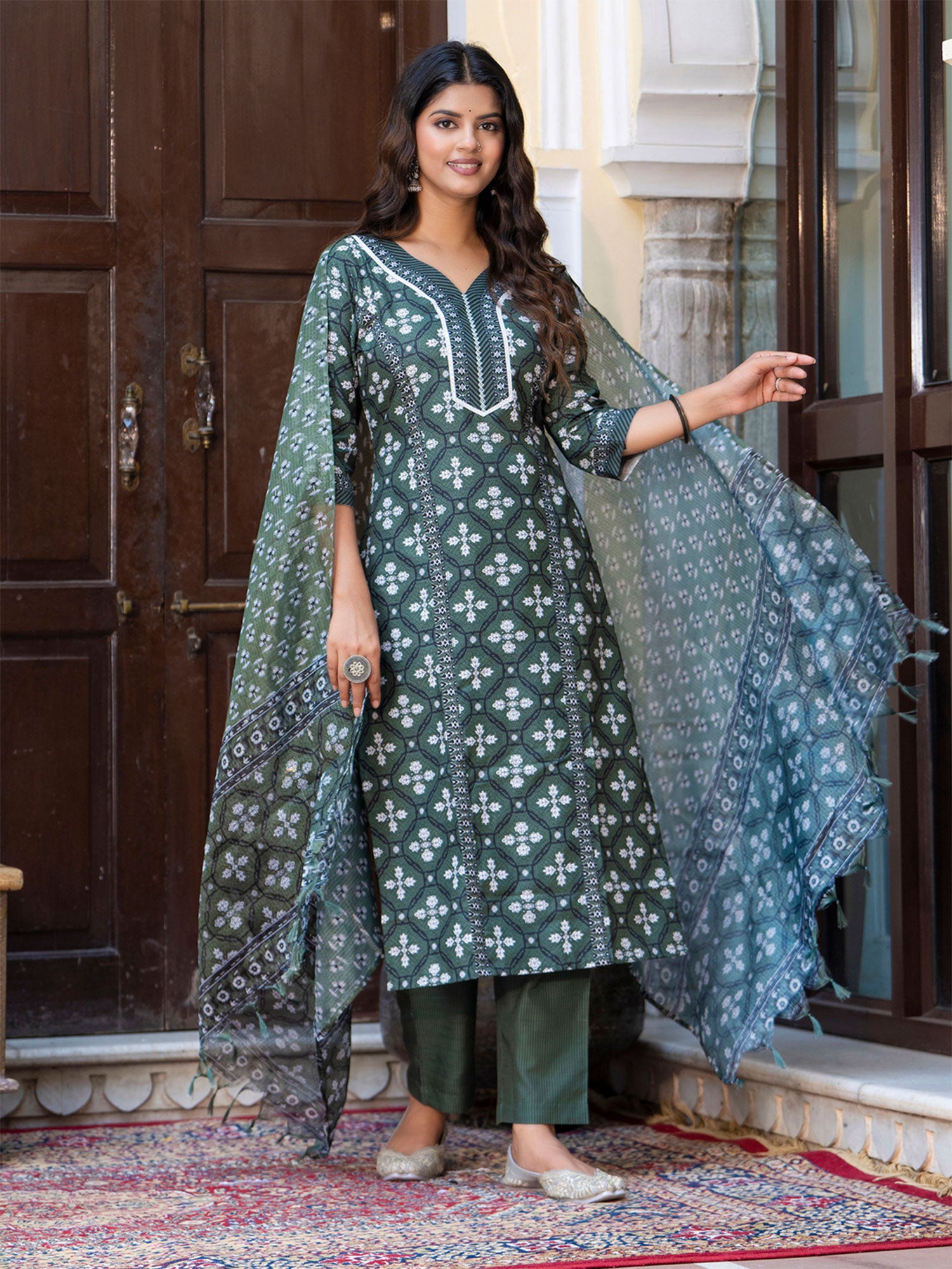 Green Casual Wear Printed Salwar Kameez
