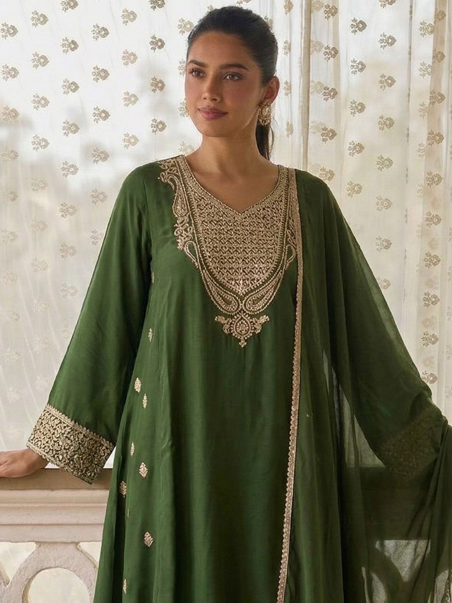 Green Pakistani Style Salwar Suit With Dupatta