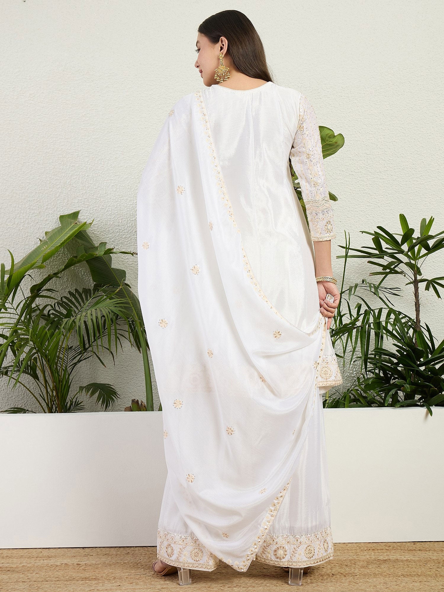 White Embroidered Pakistani Style Salwar Suit
