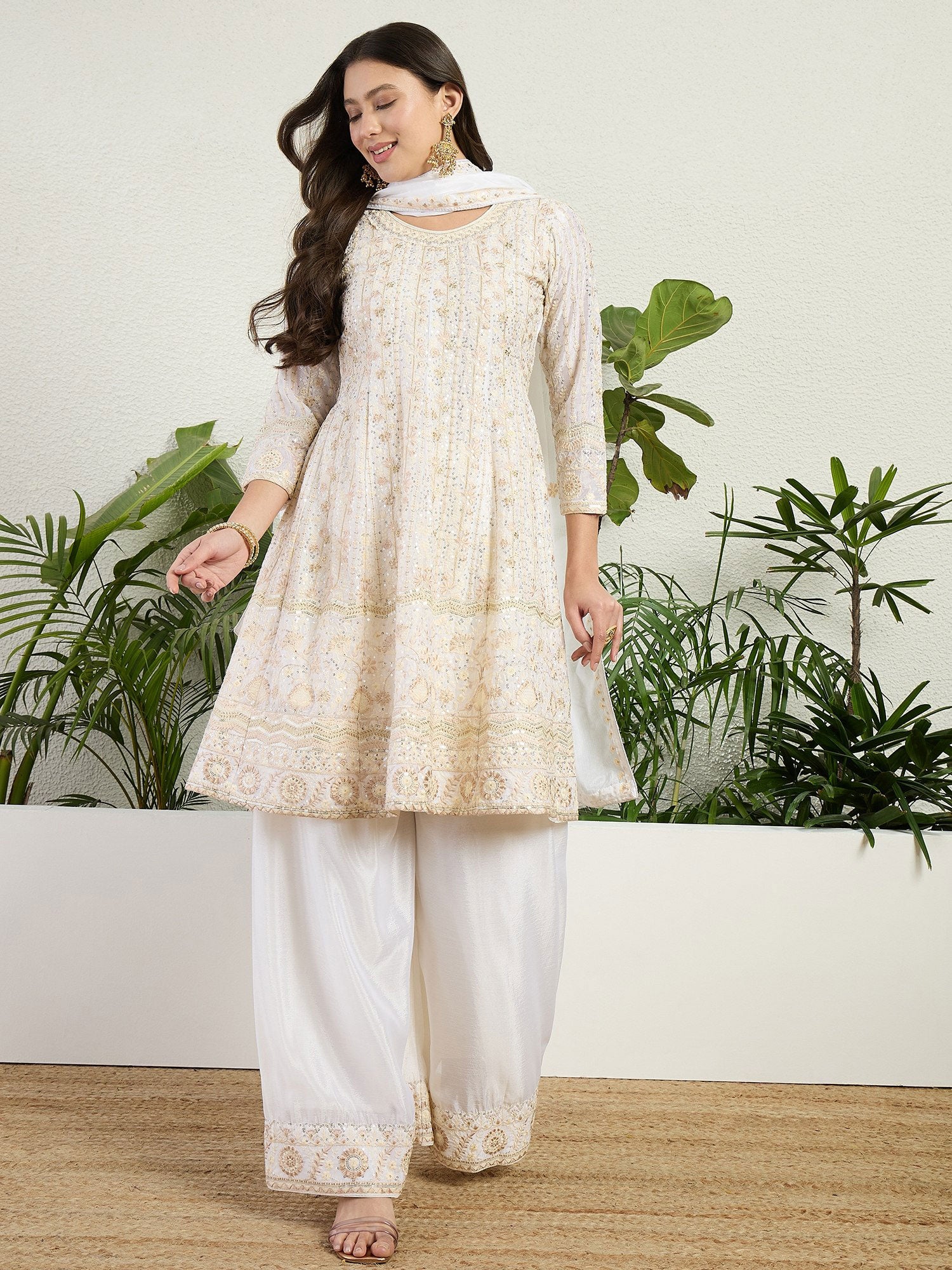White Embroidered Pakistani Style Salwar Suit