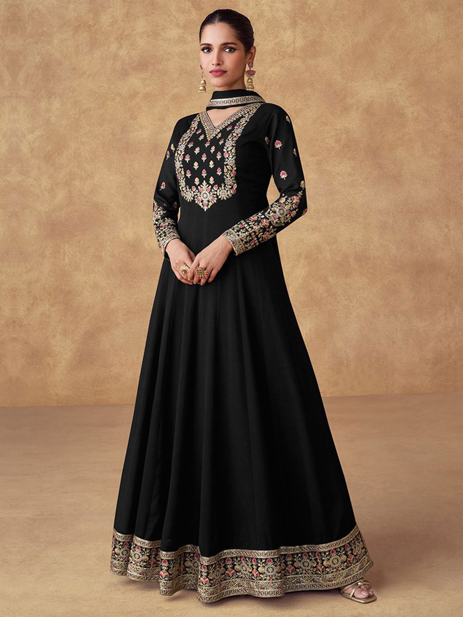 Black Floral Thread Work Salwar Kameez