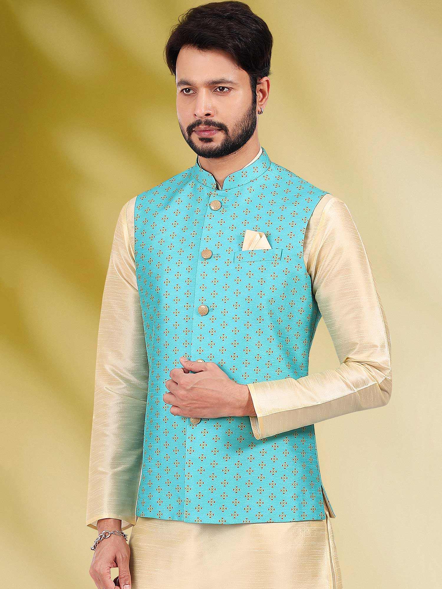 Cream Silk Kurta Pyjama With Printed Jacket