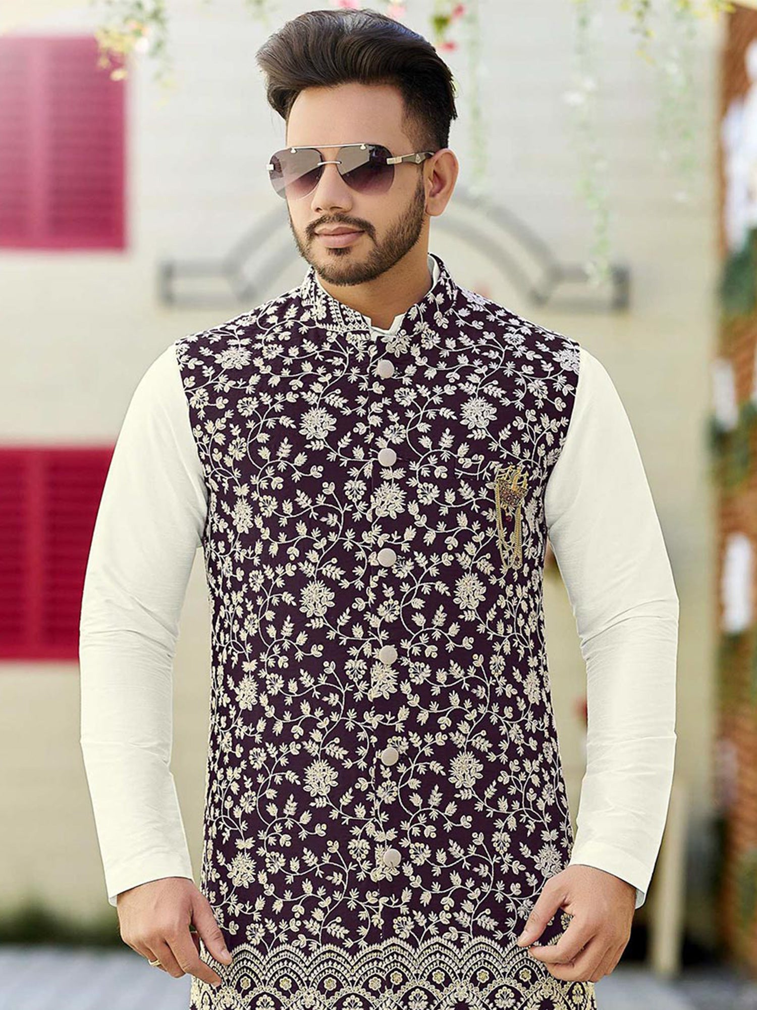 Off White Kurta Pyjama With Nehru Jacket