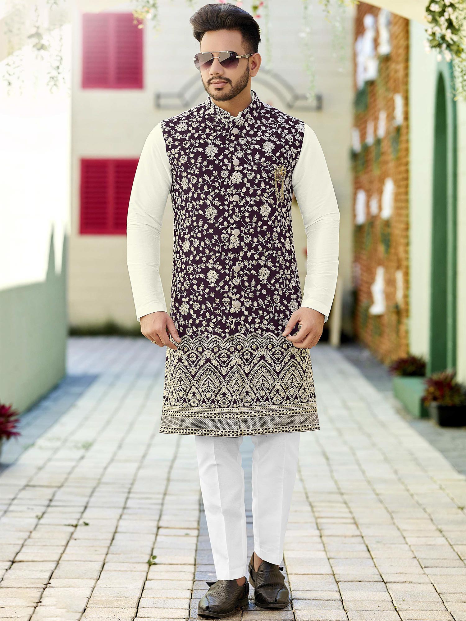 Off White Kurta Pyjama With Nehru Jacket
