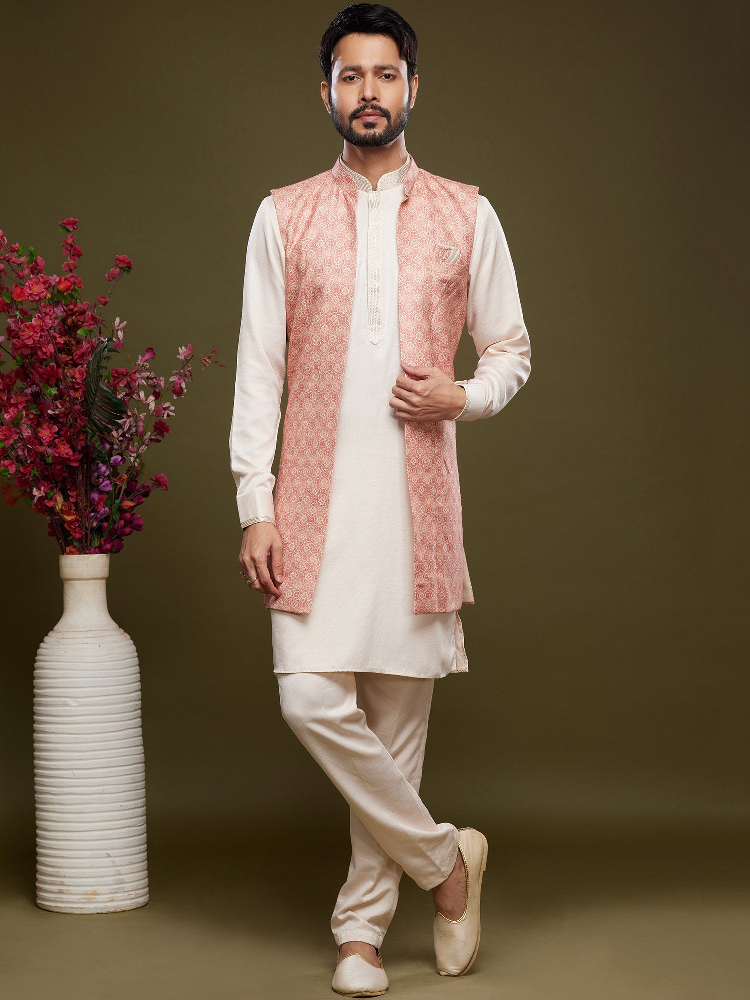 Readymade Off White Kurta Pyjama With Jacket
