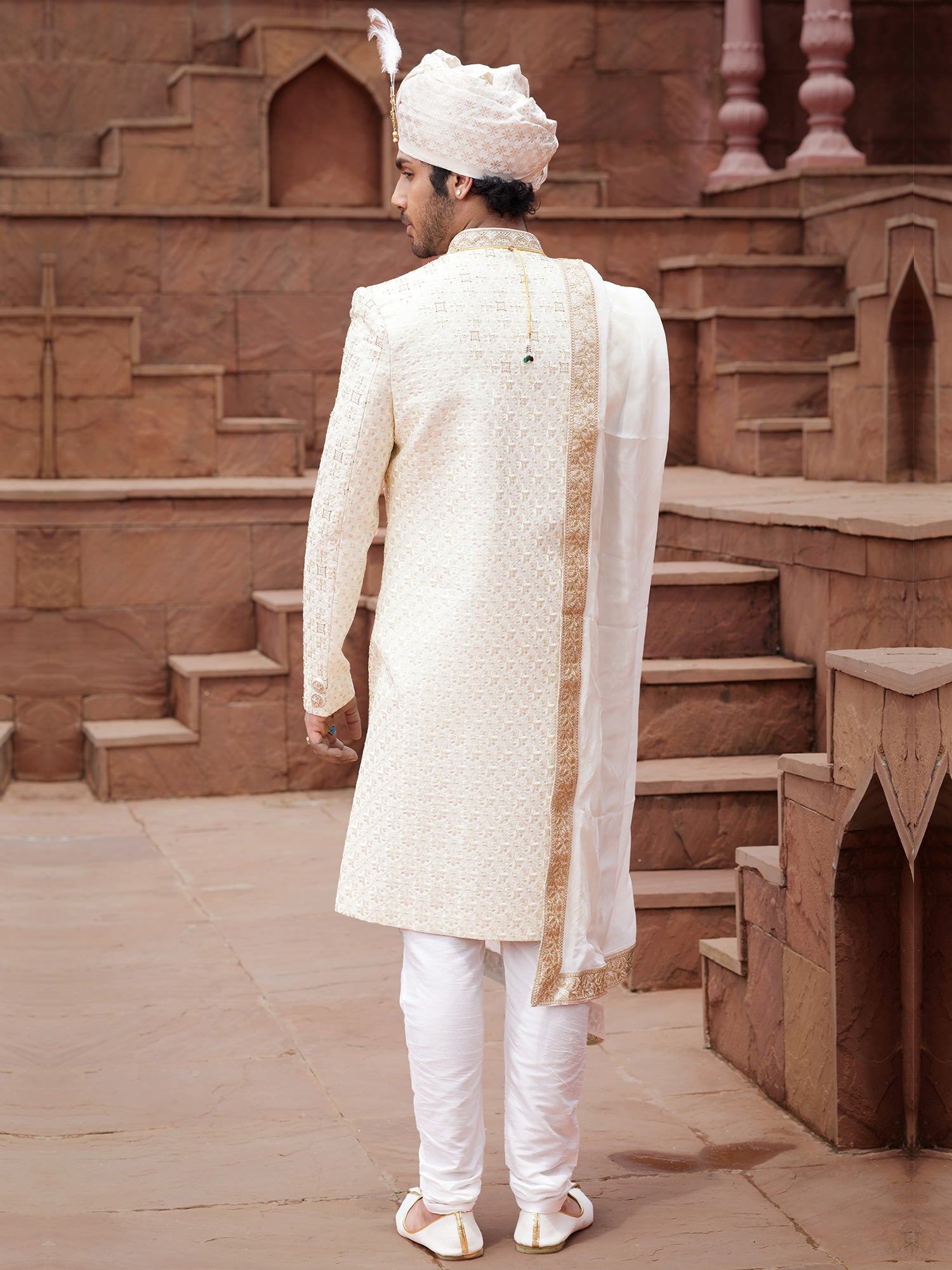 Cream Zari Embroidered Mens Readymade Sherwani In Silk