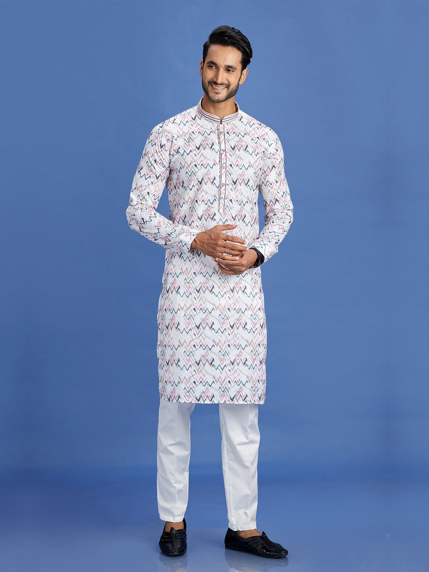 White Readymade Printed Kurta Pyjama Set In Cotton