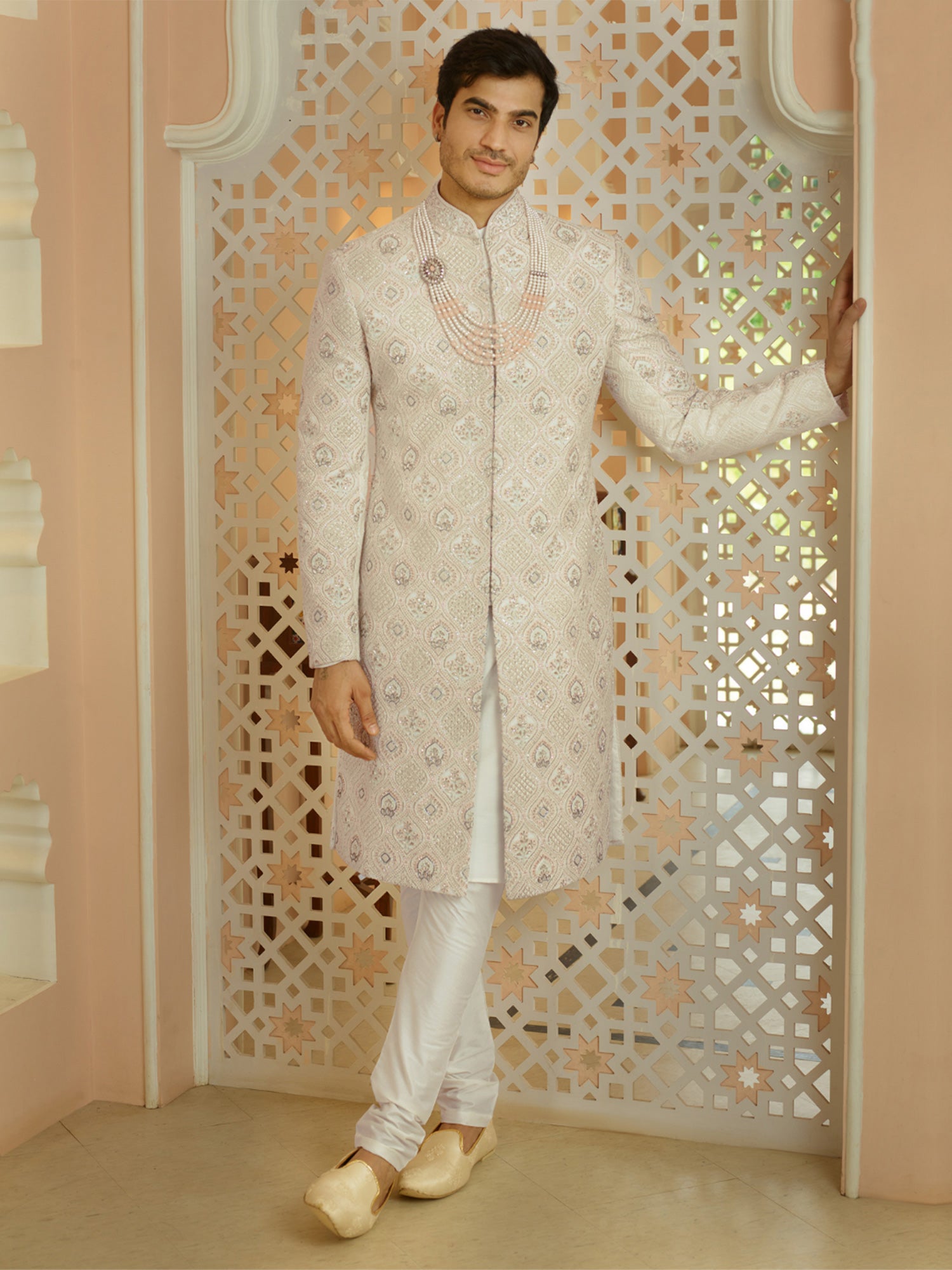 Off White Mens Wedding Wear Sherwani Set In Heavy Embroidery