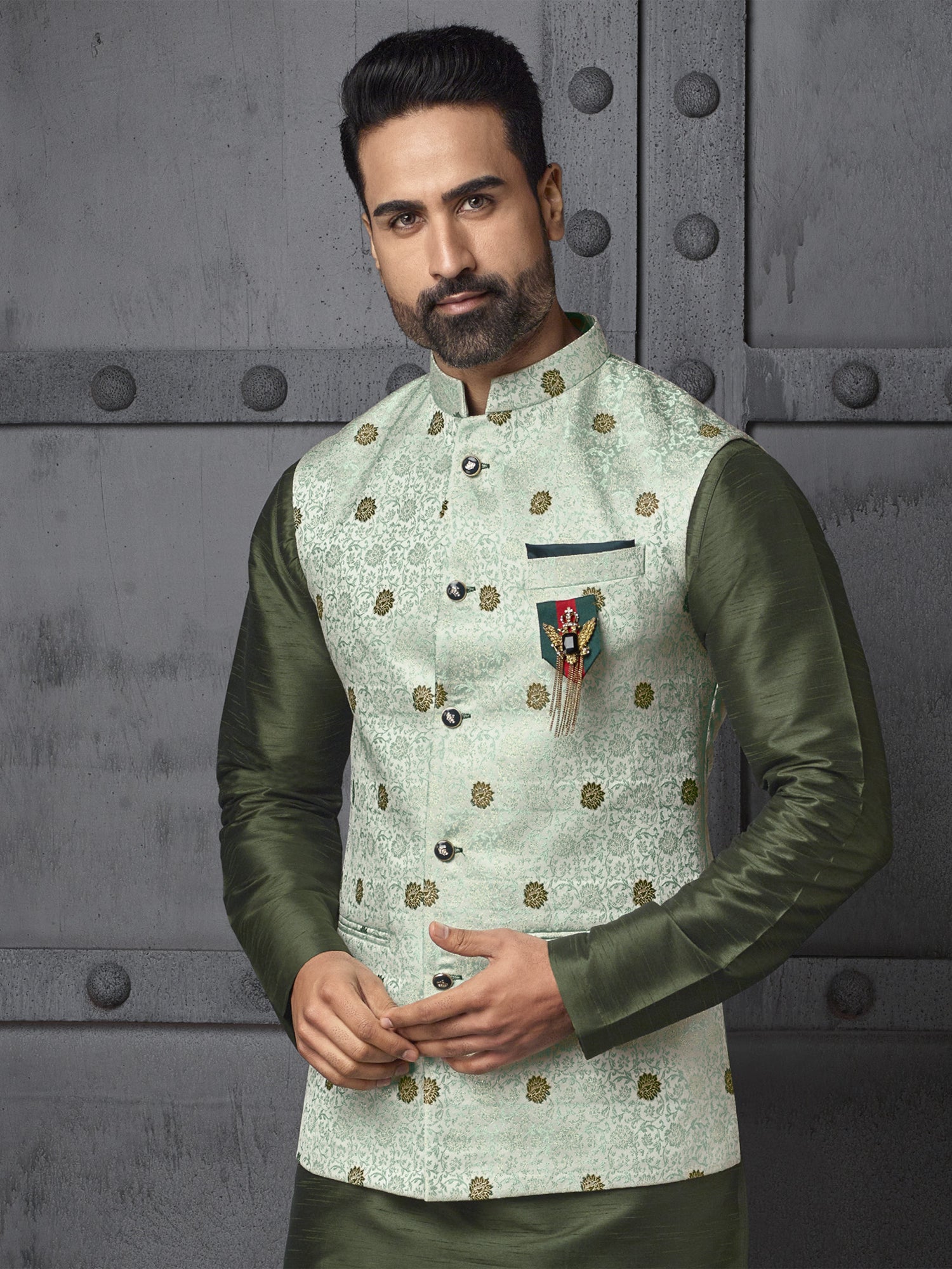 Dark Green Kurta Pyjama Set In Silk With Jacket
