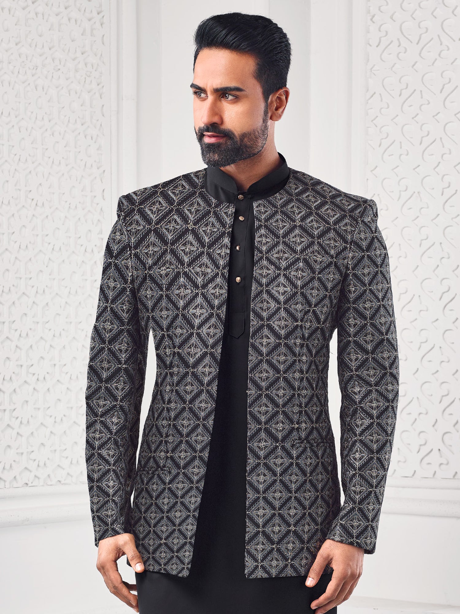 Black Mens Kurta Pyjama With Jacket In Embroidery