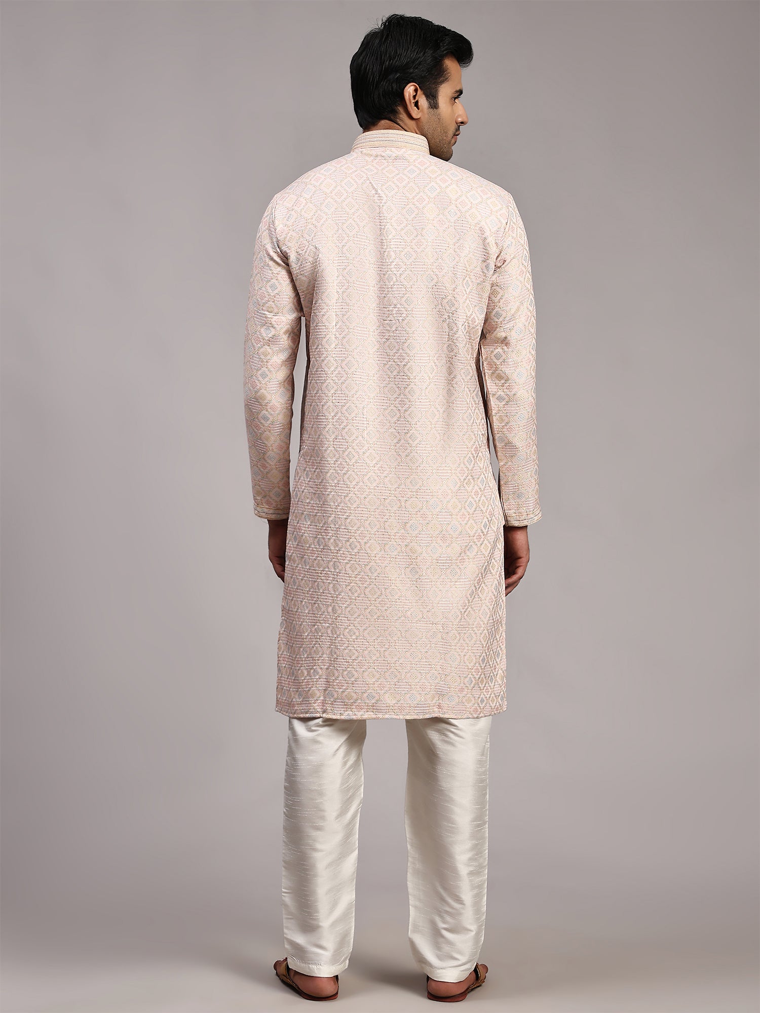 Pink Thead Embroidered Kurta Pyjama