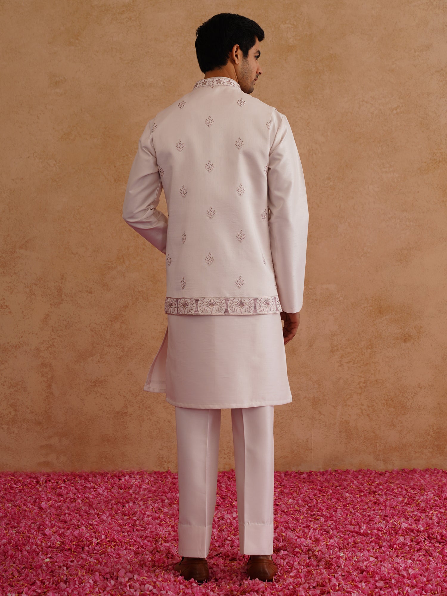 Pink Silk Kurta Set With Floral Embroidered Jacket