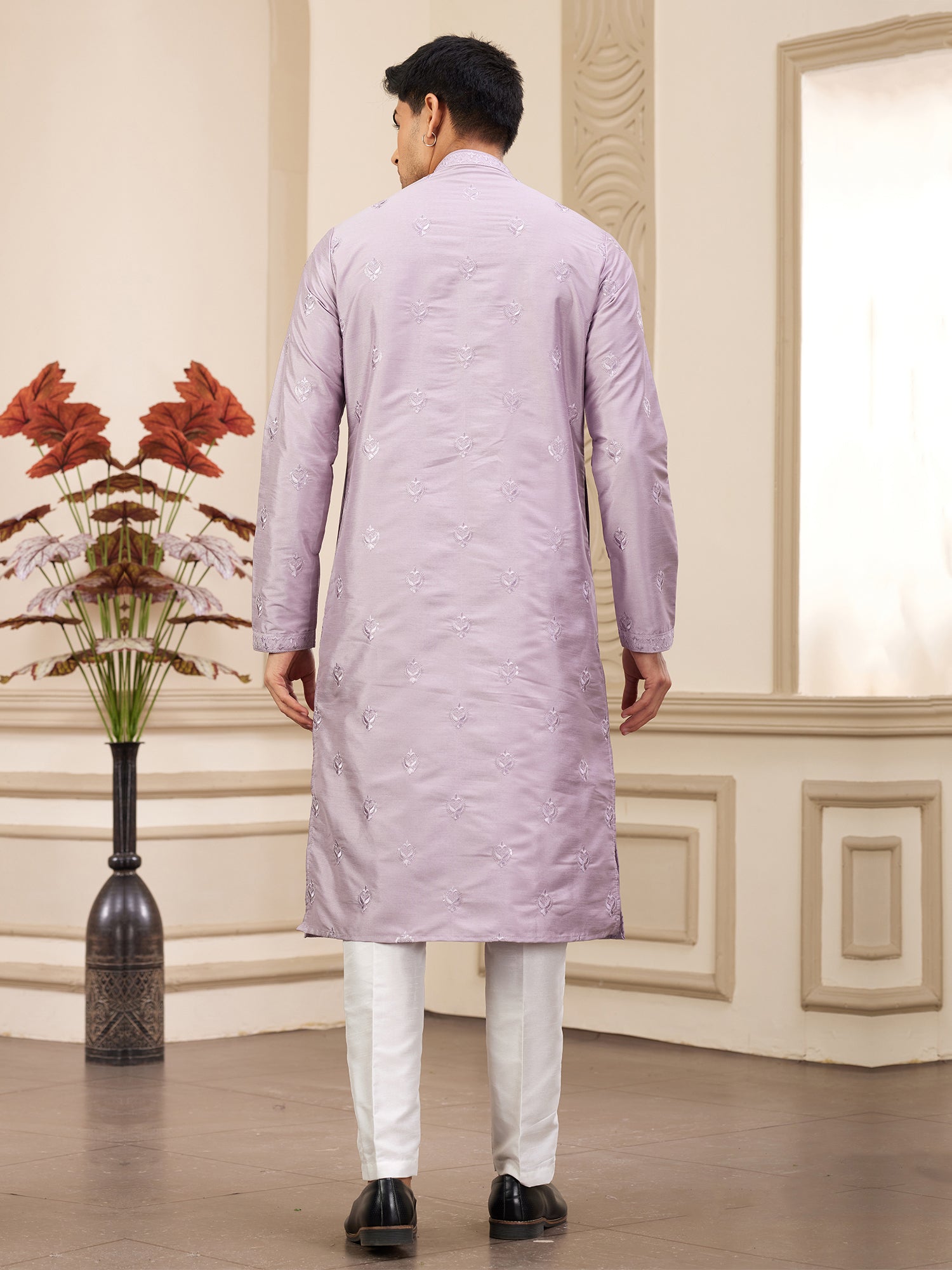Lilac Festive Kurta Set For Men In Thread Work
