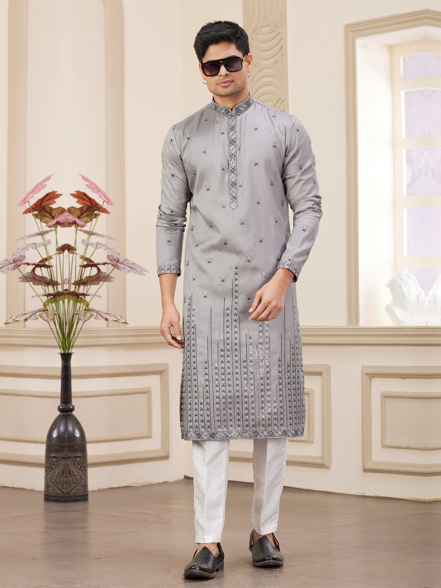 Silver Grey Men's Kurta Set In Heavy Embroidery