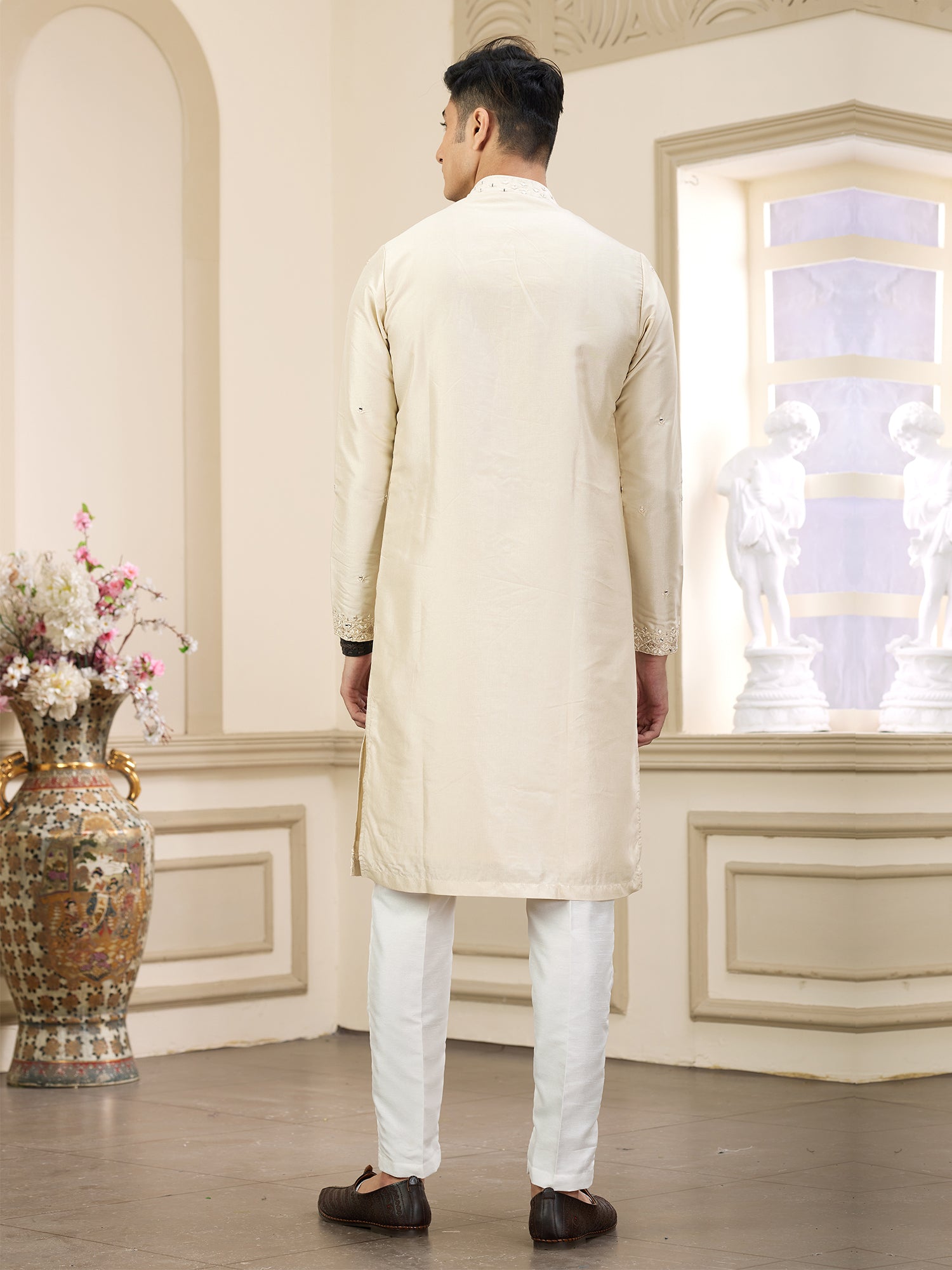 Ivory Cream Men's Readymade Kurta Set In Silk