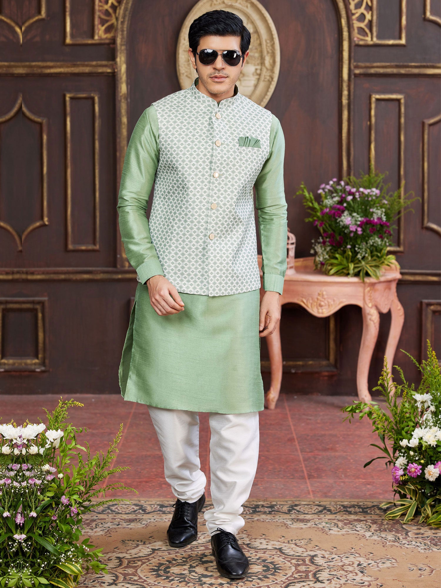 Green Festive Wear Readymade Kurta Pyjama