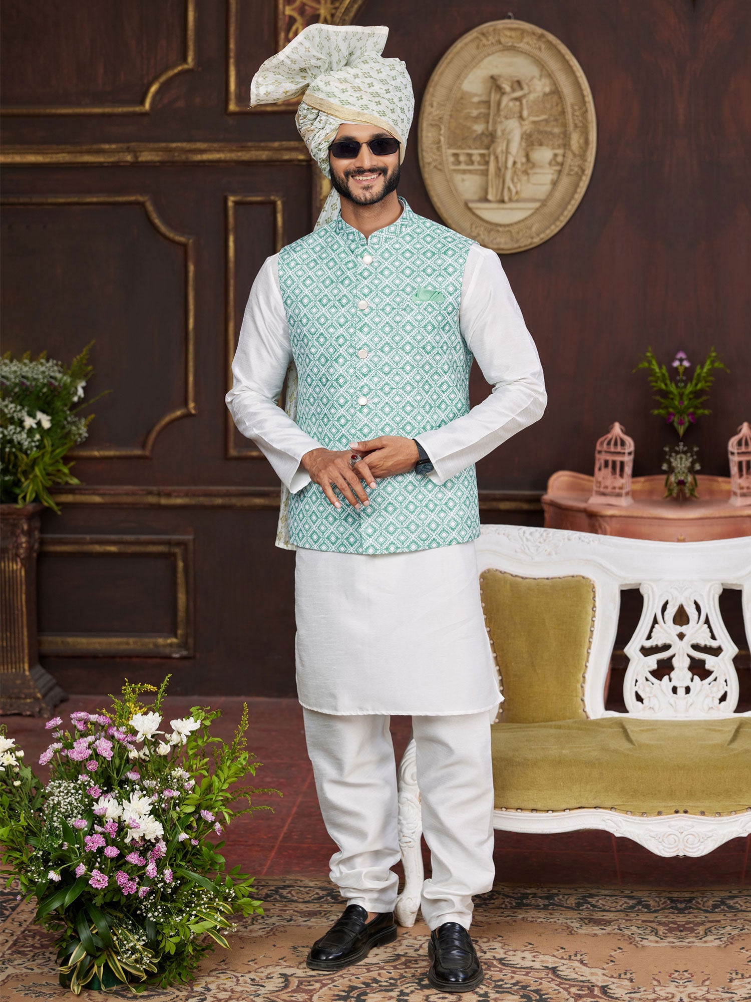 Off White Kurta Set In Silk With Nehru Jacket
