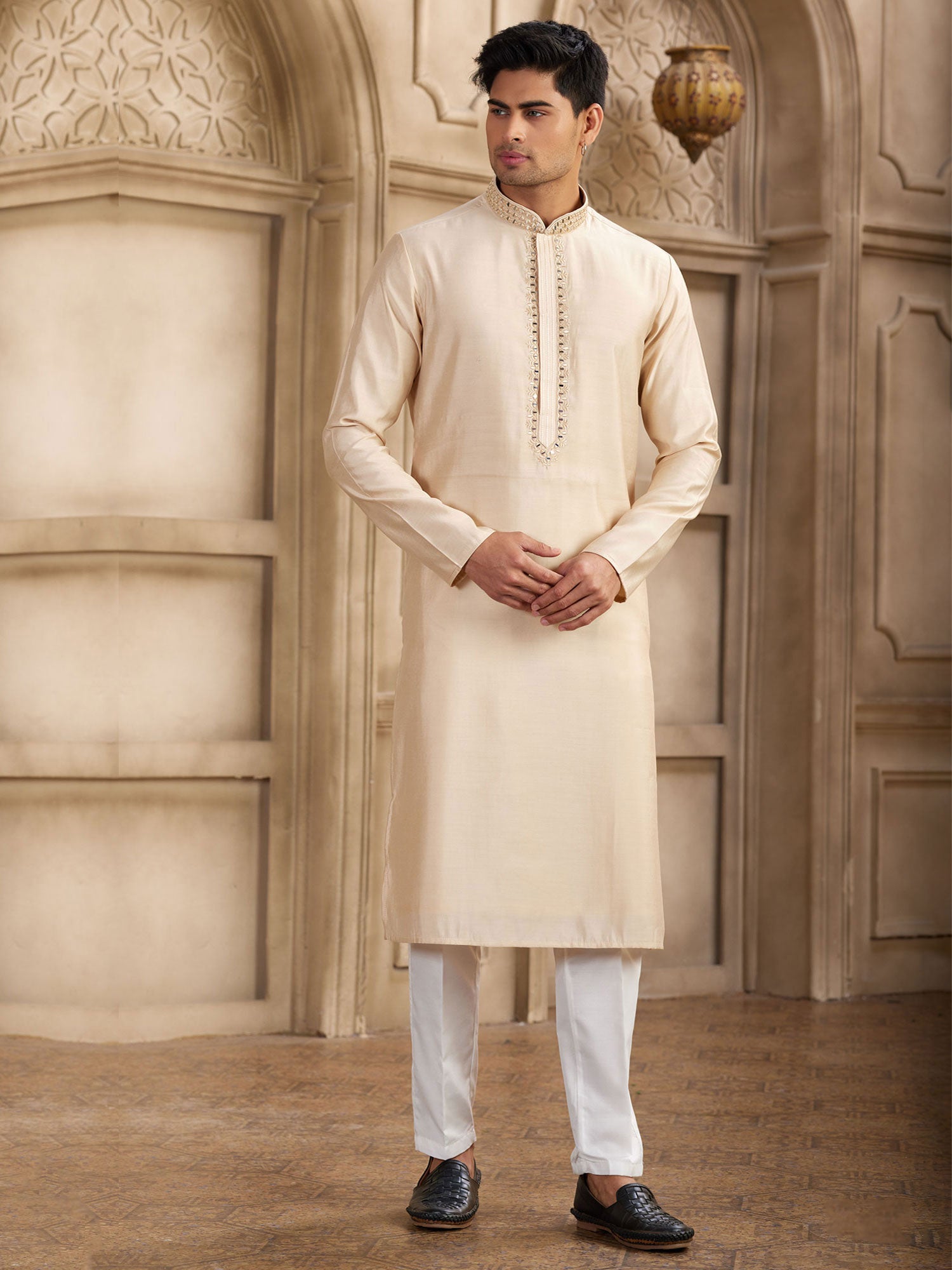 Cream Festive Readymade Kurta Set In Silk