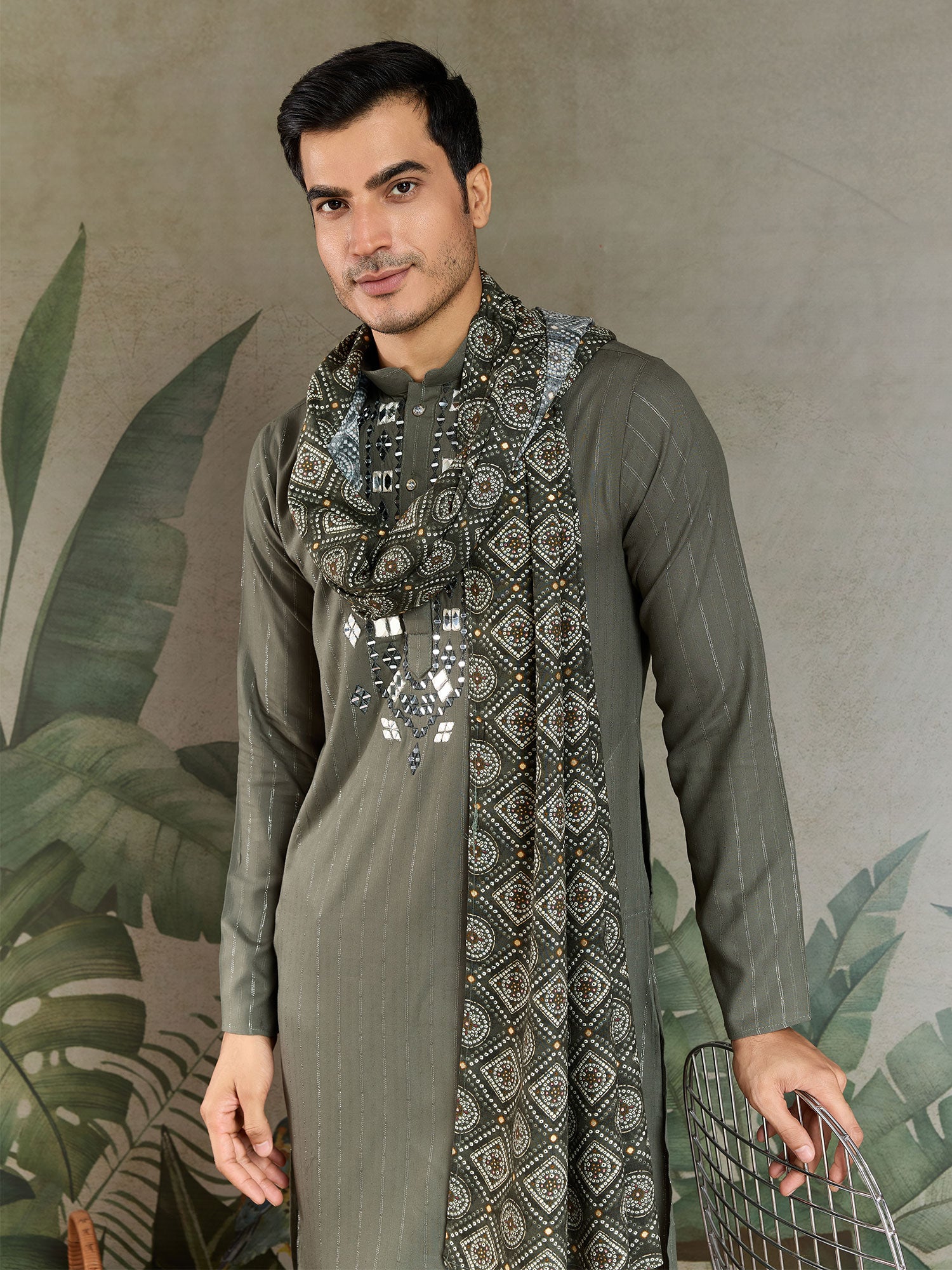 Green Readymade Navratri Kurta Pyjama Set For Mens