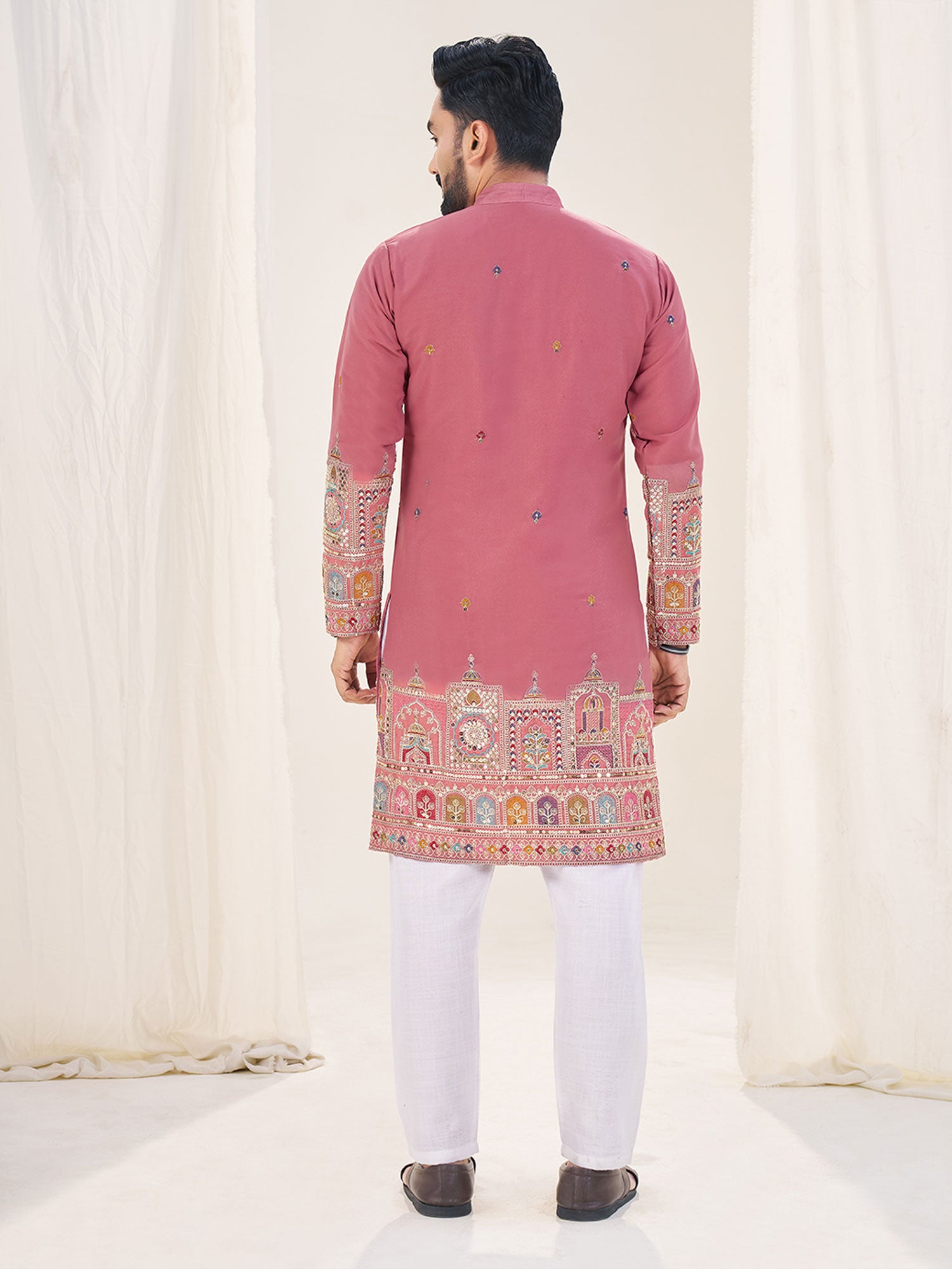 Pink Men's Wear Kurta Set In Zari Embroidery