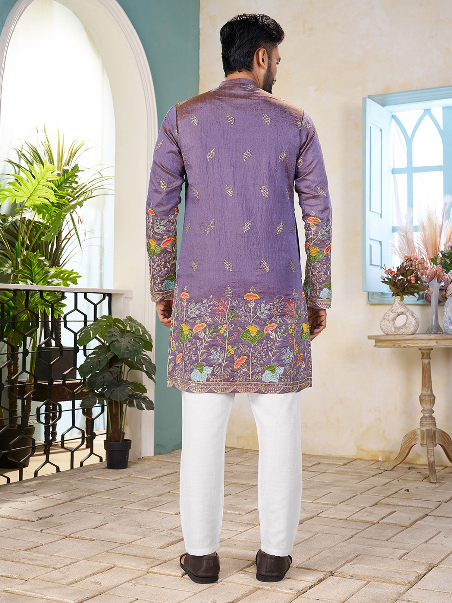 Purple Embroidered Men's Kurta Pyjama In Silk