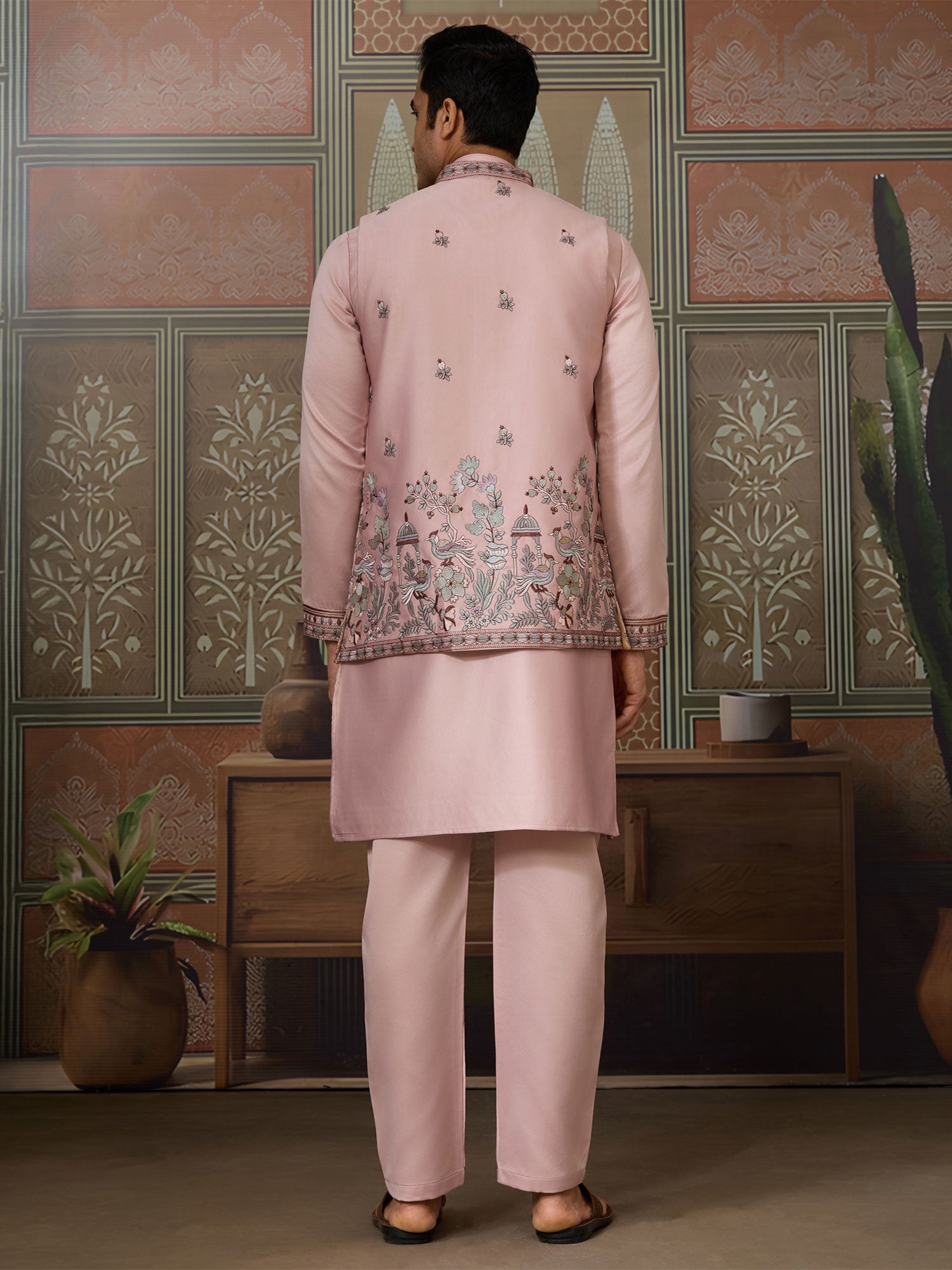 Blush Pink Floral Thread Work Kurta Pyjama